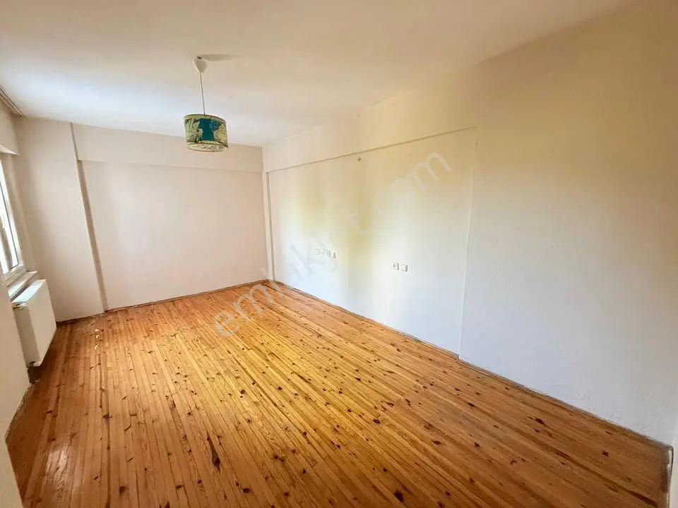 Aydoğdu Mah Hürriyet Cad Üzeri 3+1 Kiralık Daire - Görsel 3