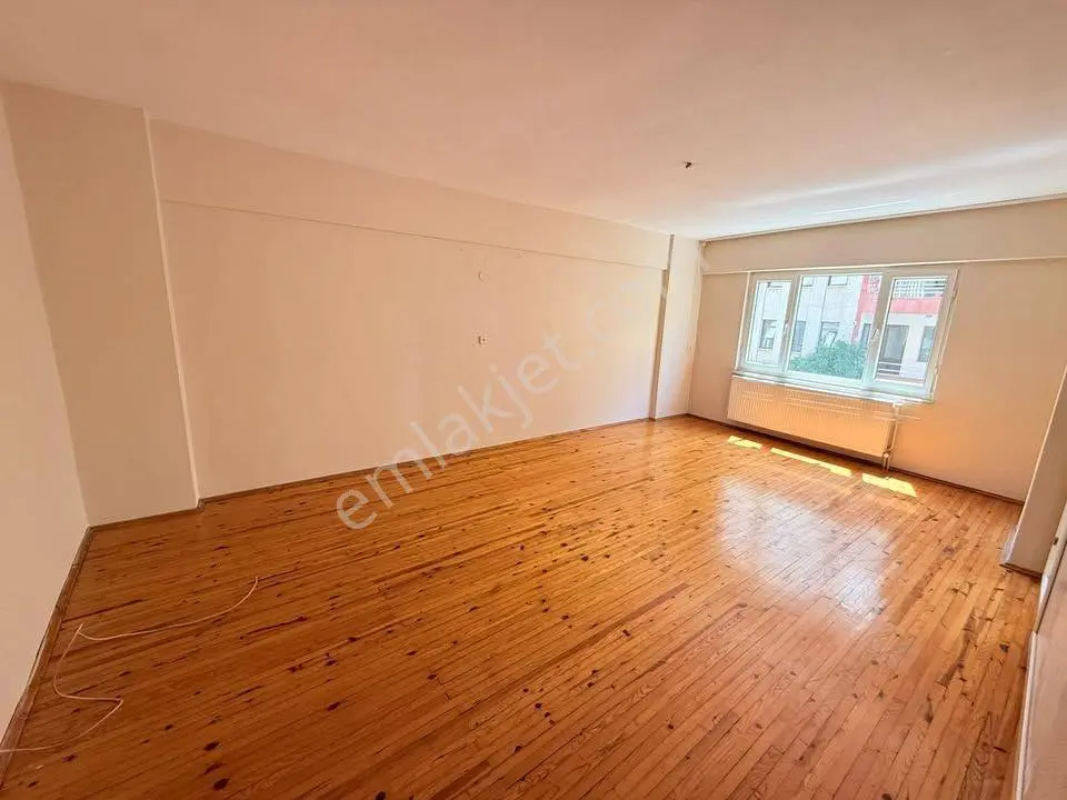 Aydoğdu Mah Hürriyet Cad Üzeri 3+1 Kiralık Daire - Görsel 6