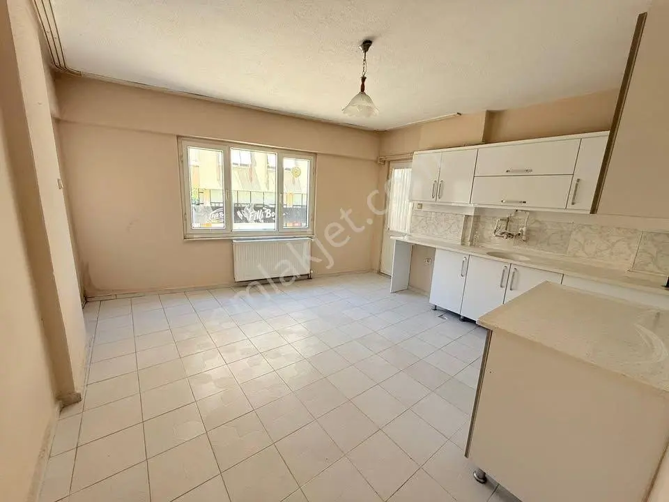 Aydoğdu Mah Hürriyet Cad Üzeri 3+1 Kiralık Daire - Görsel 16