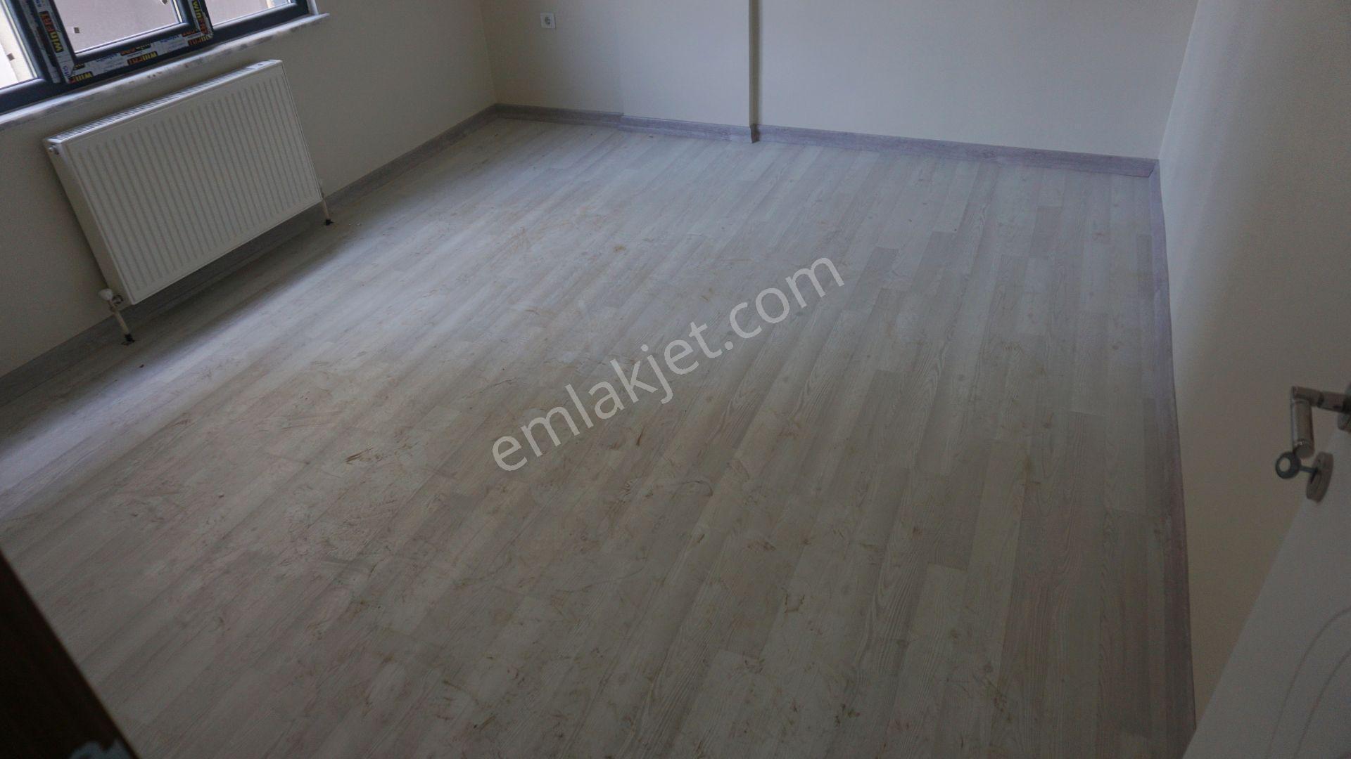 Meral R1754 Yeni 5 Yaş Kapalı Otopark Asansörlü Bina 2+1 Ara Kat - Görsel 23
