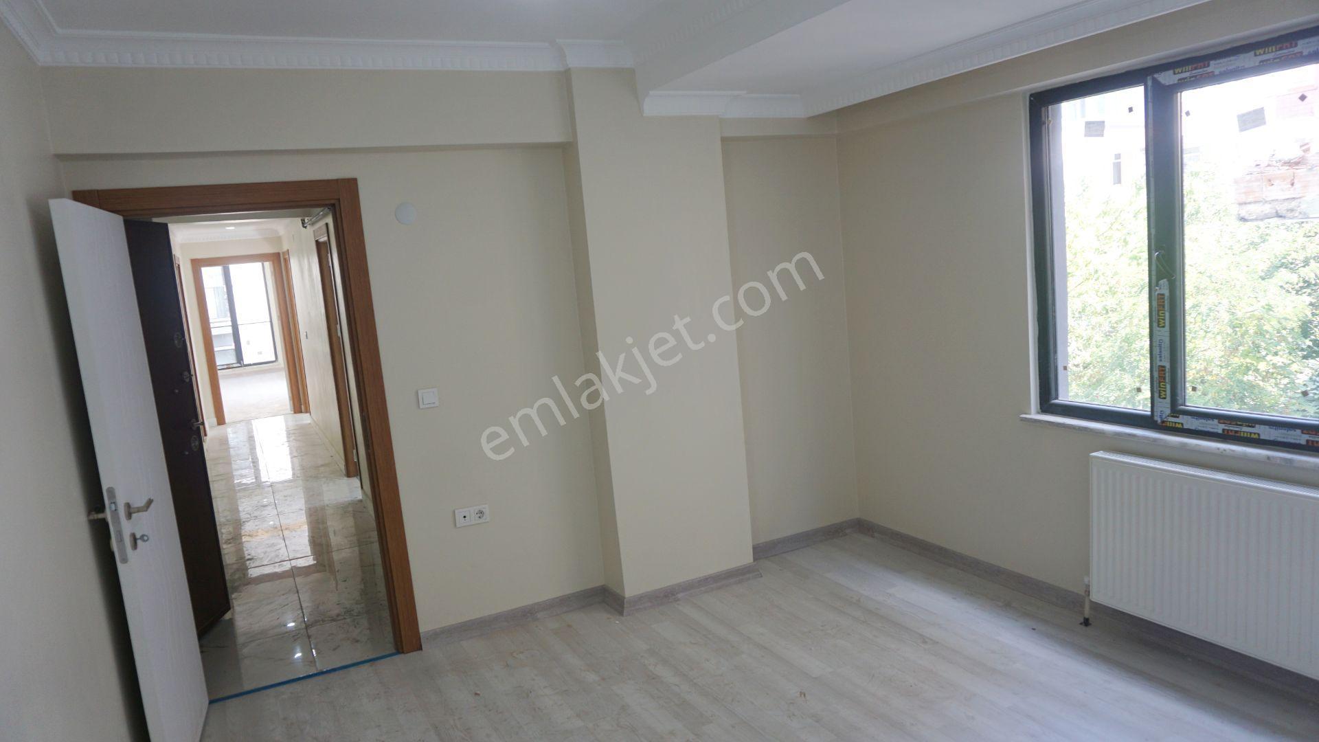 Meral R1754 Yeni 5 Yaş Kapalı Otopark Asansörlü Bina 2+1 Ara Kat - Görsel 24