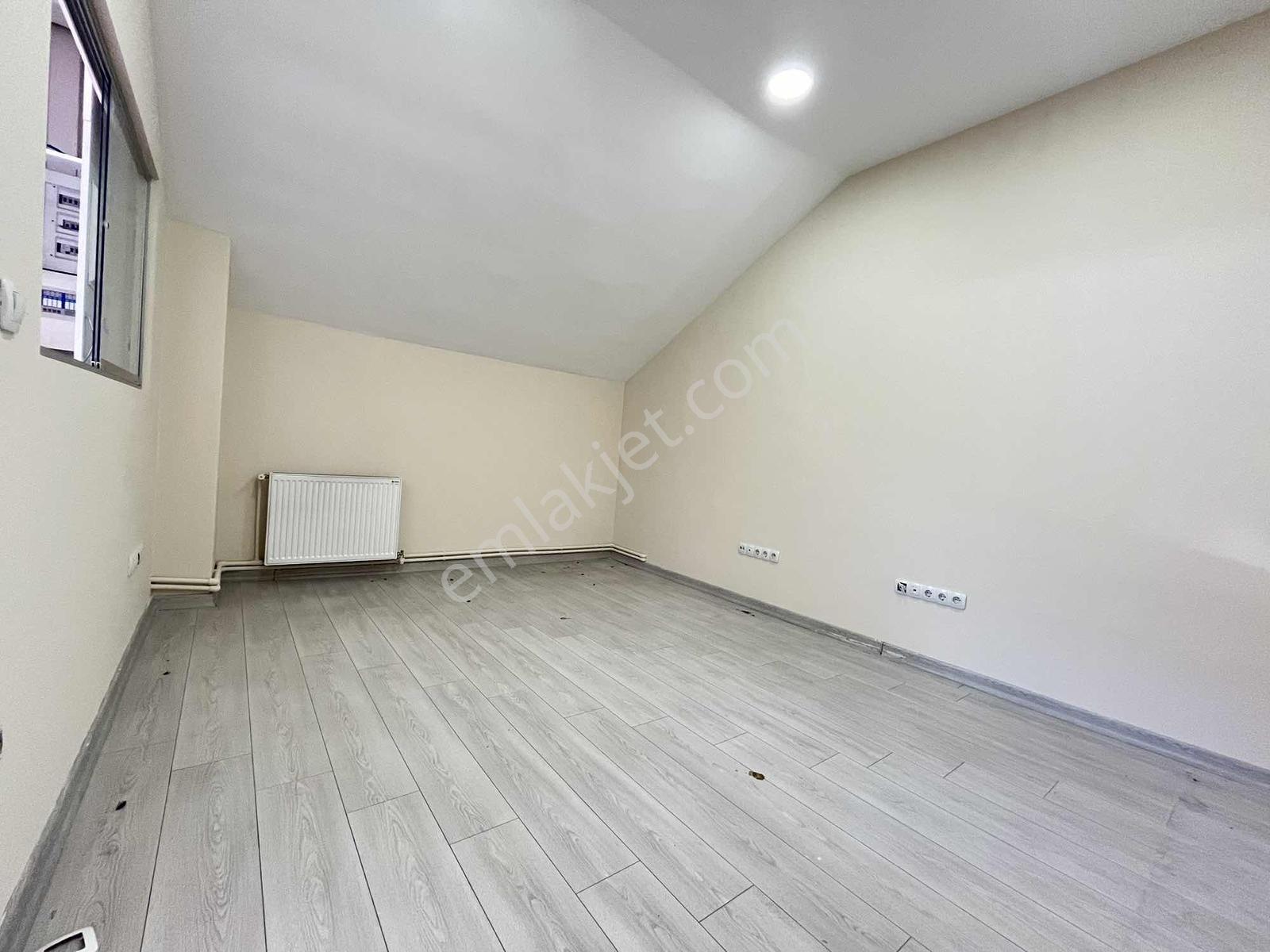İmren Gayrimenkulden Sefaköy Merkezde 200 M2 Yeni Bina Düz Ayak - Görsel 23