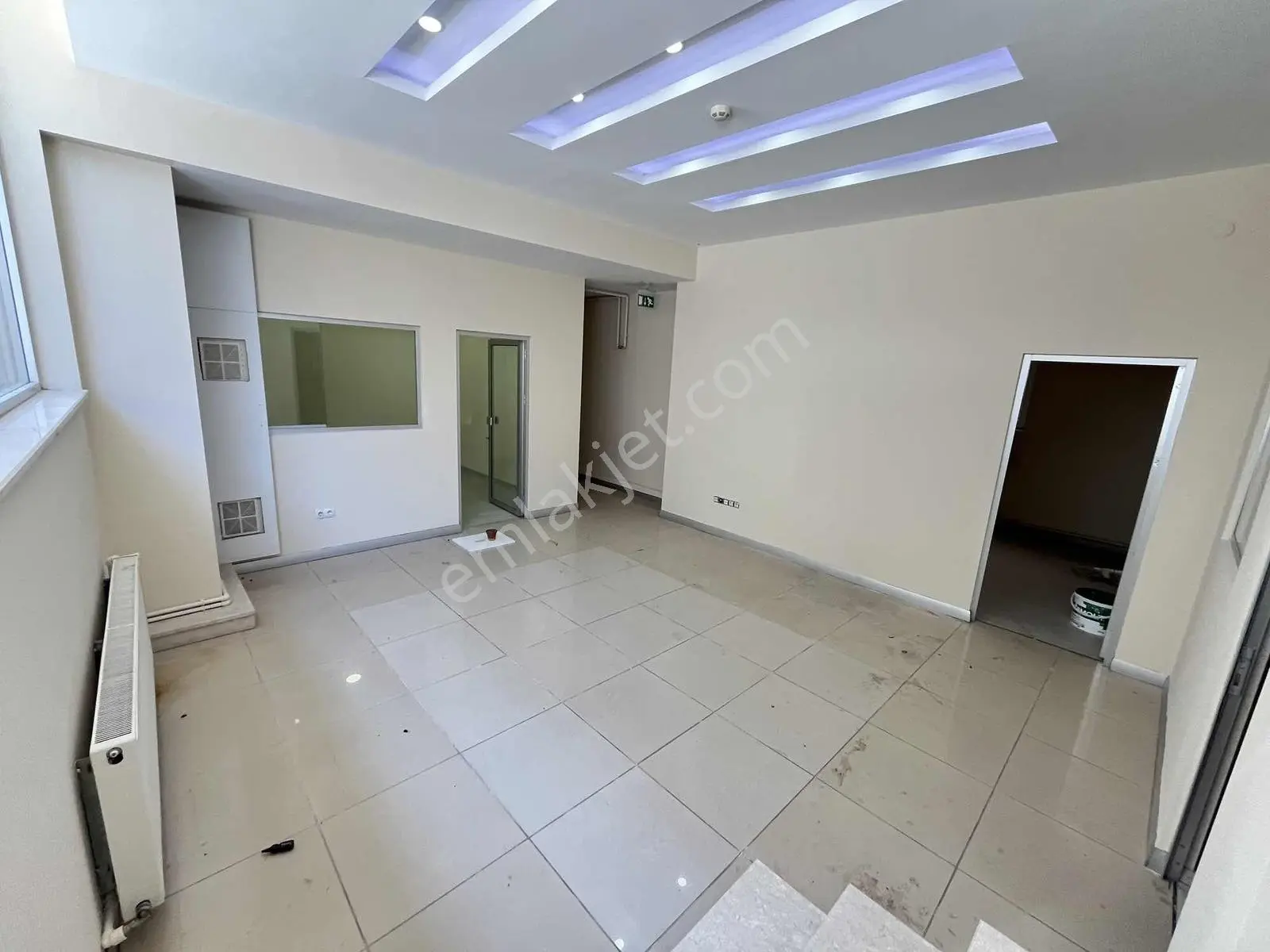 İmren Gayrimenkulden Sefaköy Merkezde 200 M2 Yeni Bina Düz Ayak - Görsel 11