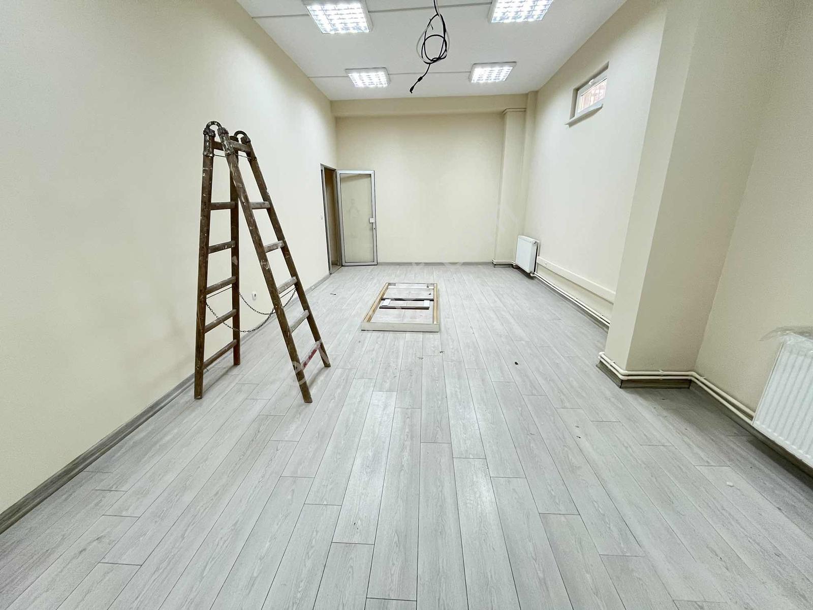 İmren Gayrimenkulden Sefaköy Merkezde 200 M2 Yeni Bina Düz Ayak - Görsel 16