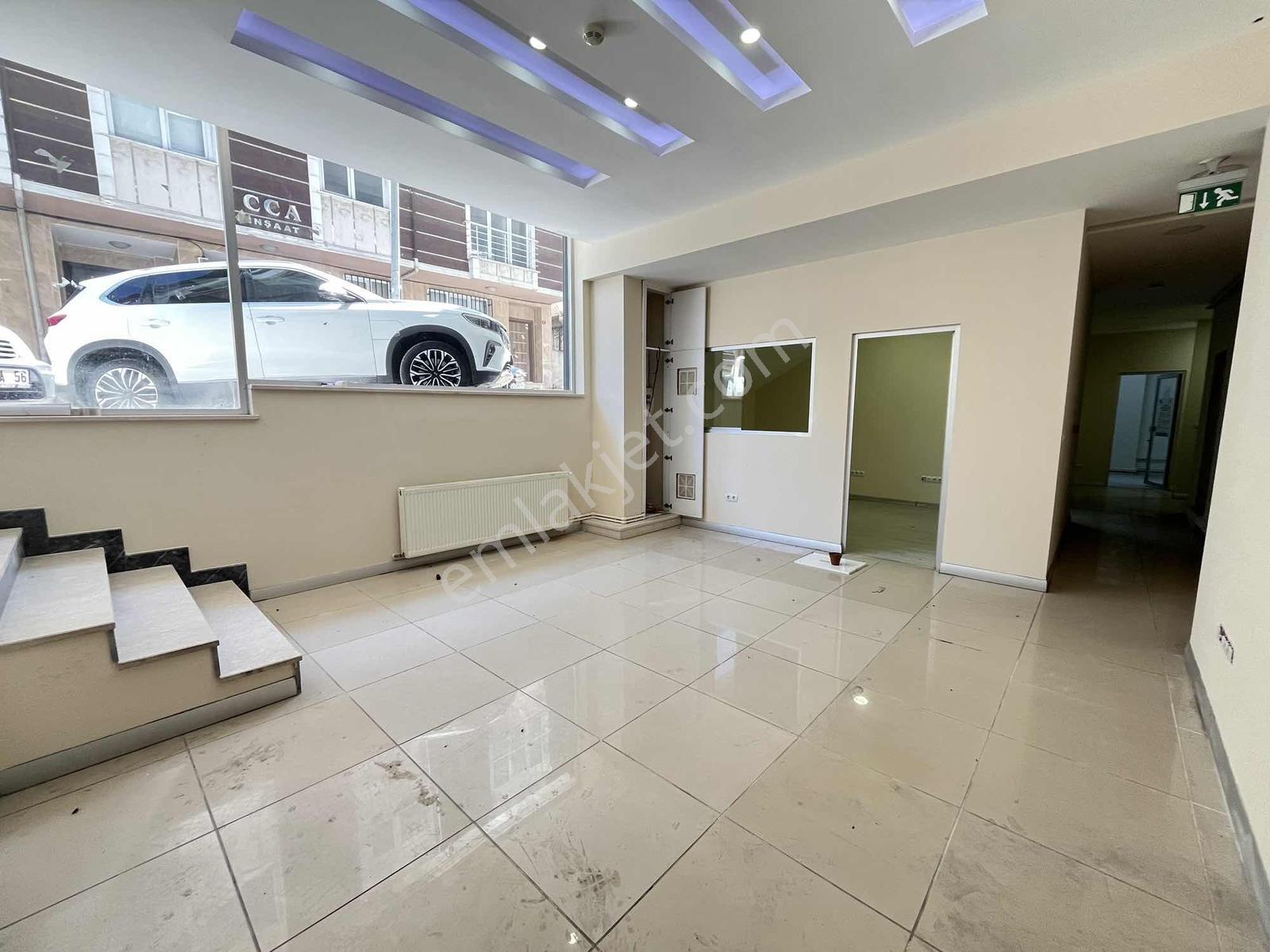 İmren Gayrimenkulden Sefaköy Merkezde 200 M2 Yeni Bina Düz Ayak - Görsel 21