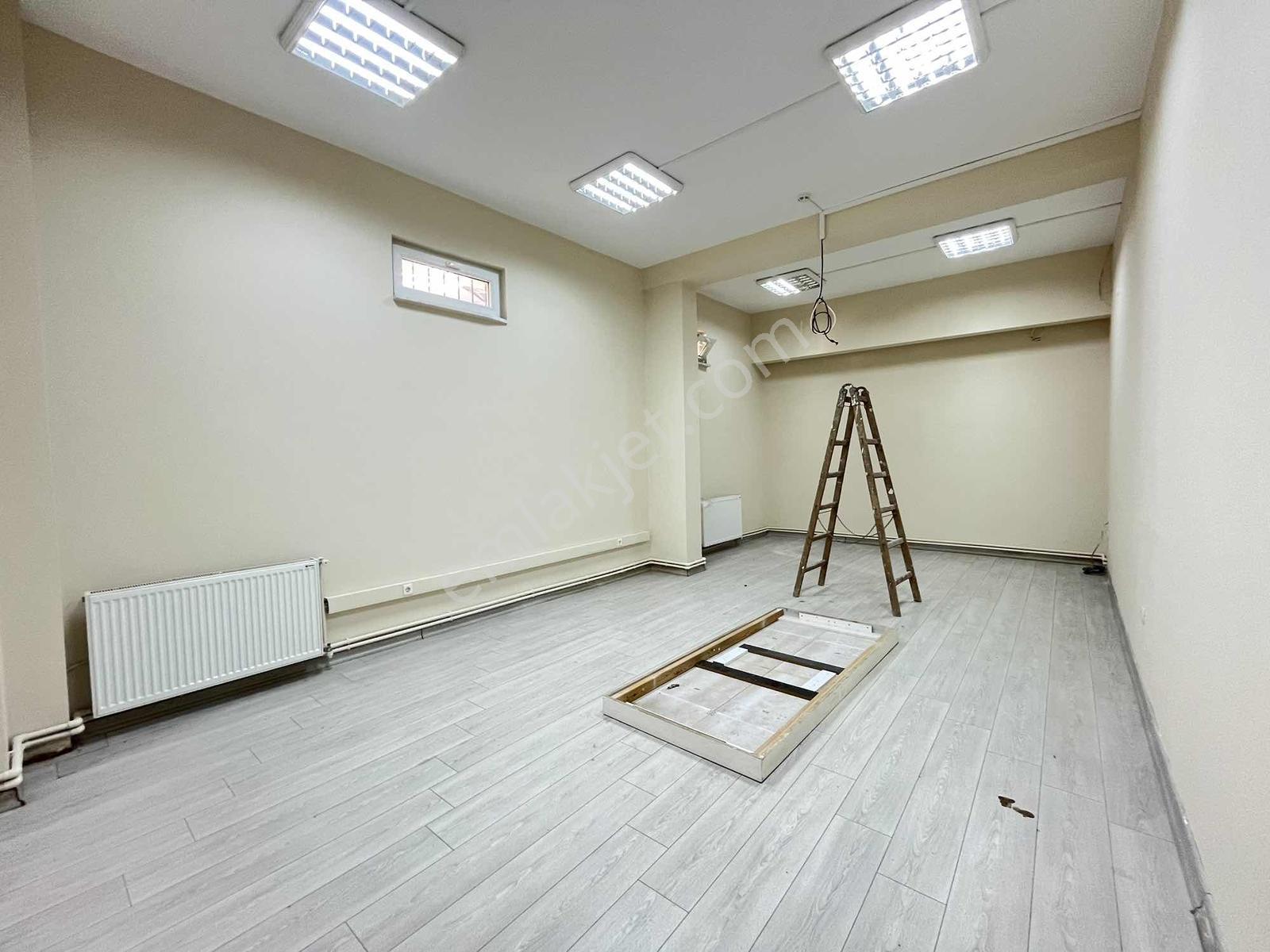 İmren Gayrimenkulden Sefaköy Merkezde 200 M2 Yeni Bina Düz Ayak - Görsel 32