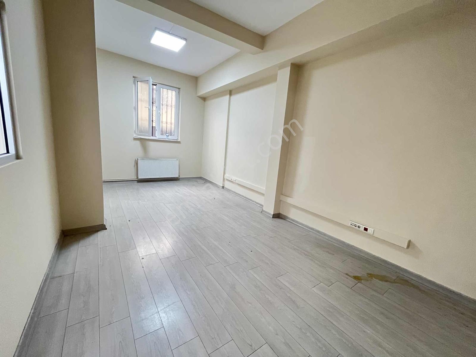 İmren Gayrimenkulden Sefaköy Merkezde 200 M2 Yeni Bina Düz Ayak - Görsel 6