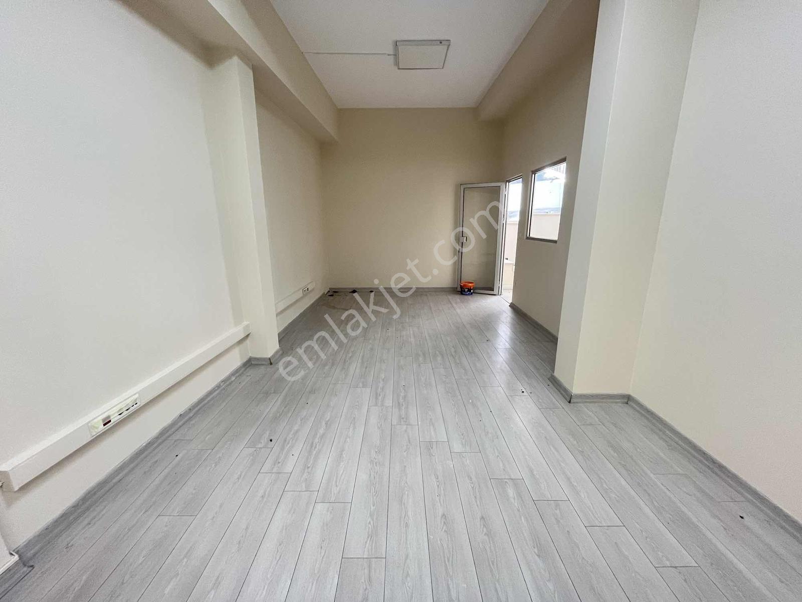 İmren Gayrimenkulden Sefaköy Merkezde 200 M2 Yeni Bina Düz Ayak - Görsel 2