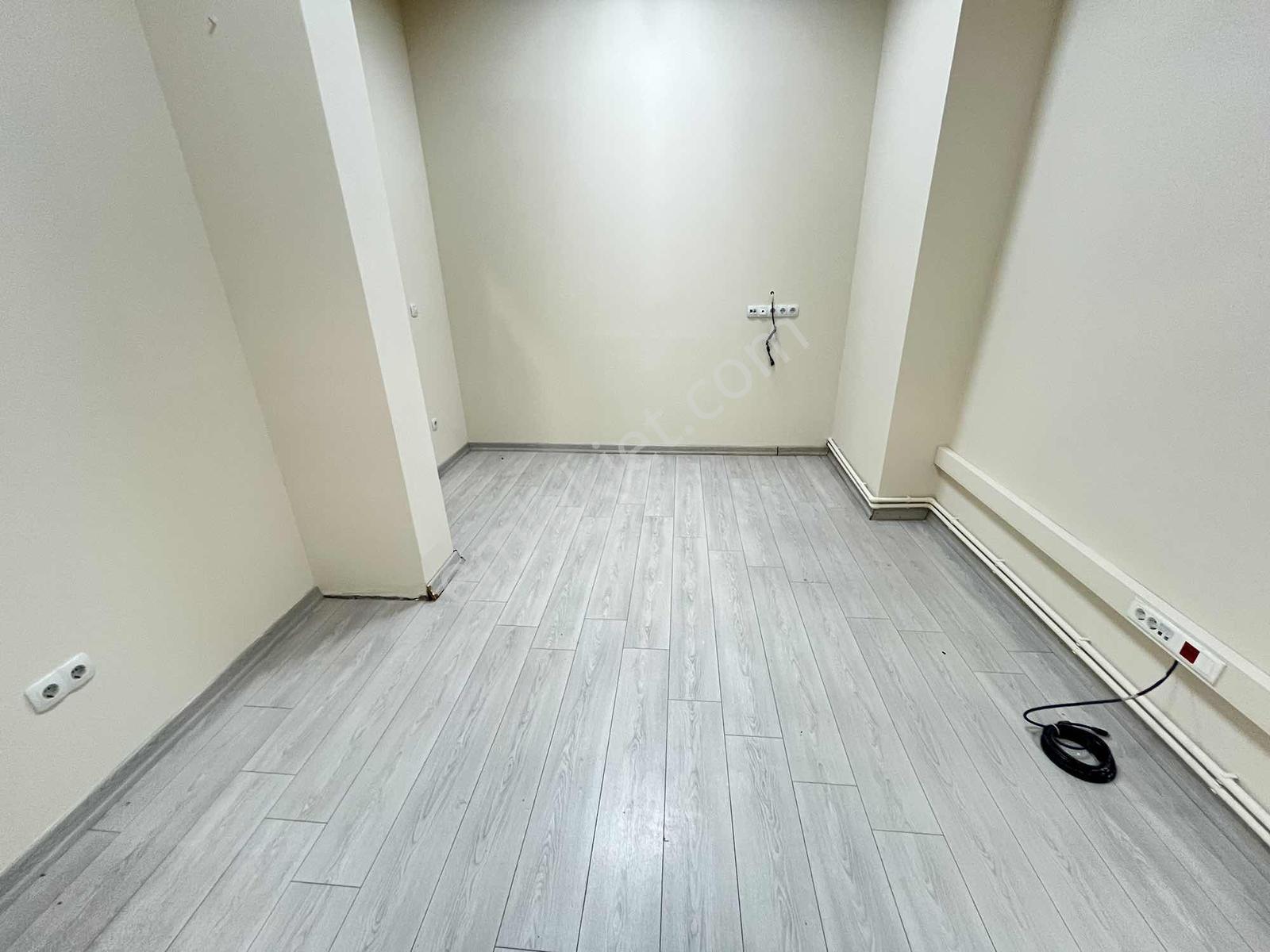 İmren Gayrimenkulden Sefaköy Merkezde 200 M2 Yeni Bina Düz Ayak - Görsel 34