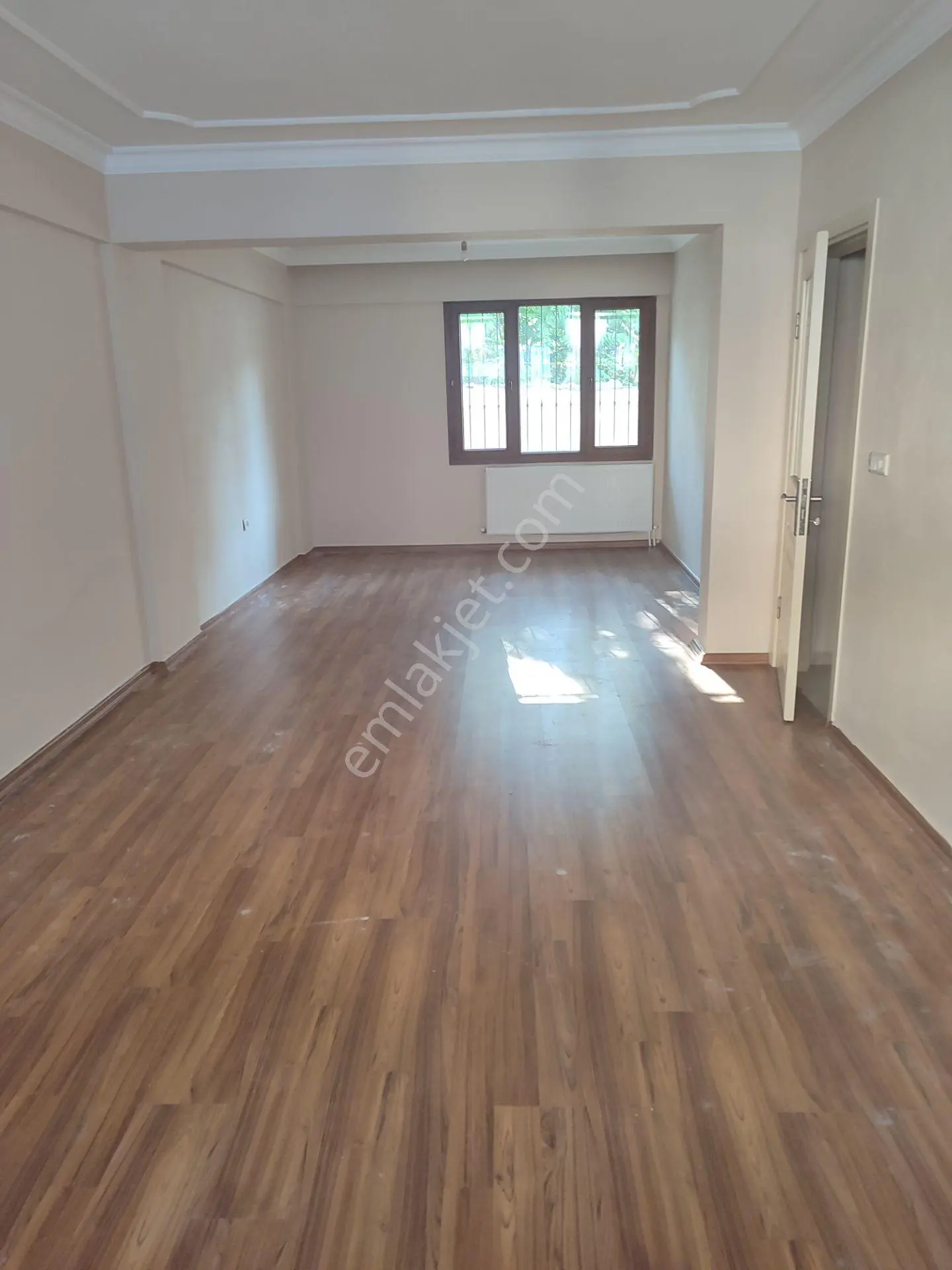 Kemalpaşanın Merkezinde Acil Satılık 4+1 Doğalgazlı Daire - Görsel 2