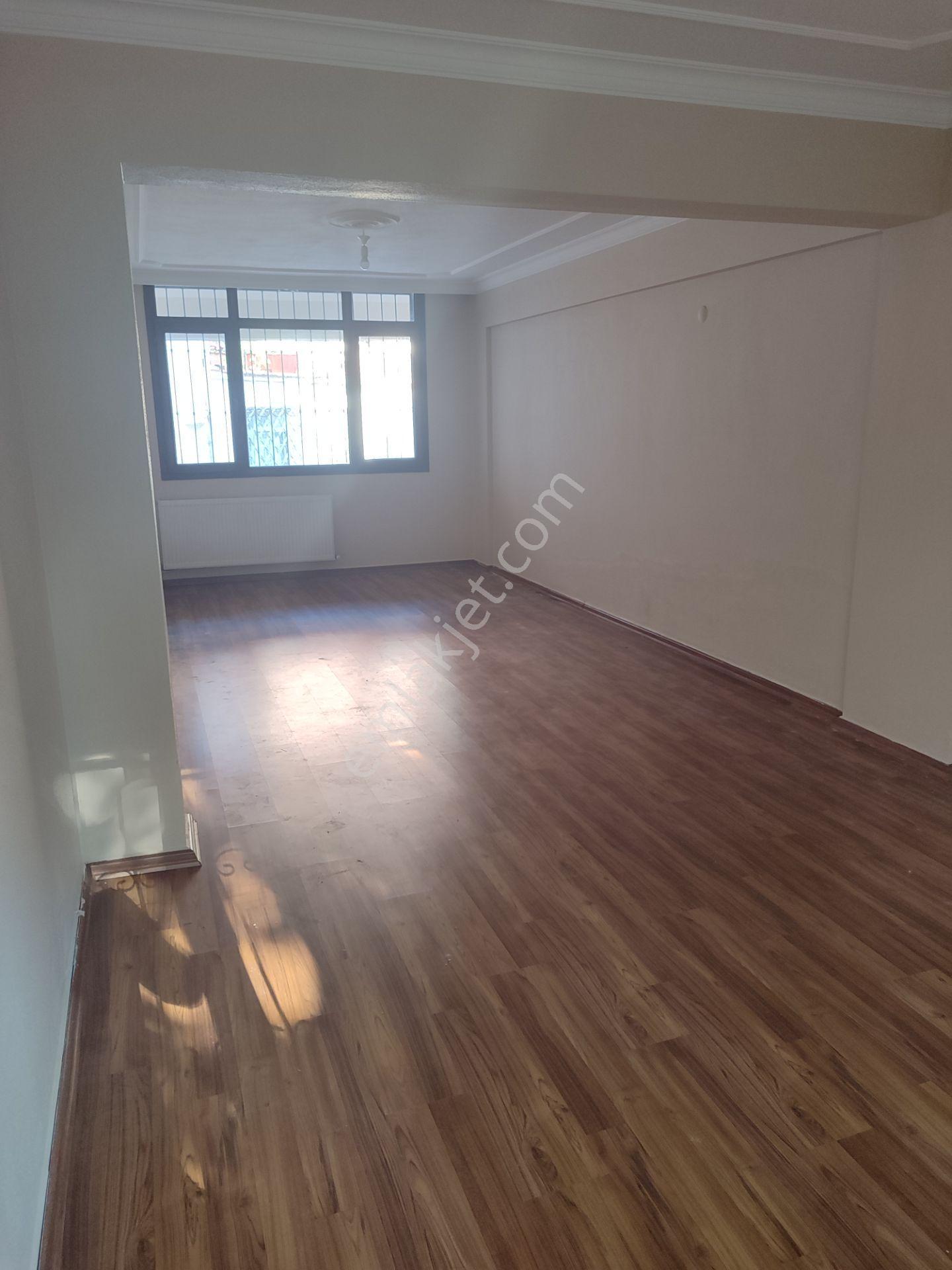 Kemalpaşanın Merkezinde Acil Satılık 4+1 Doğalgazlı Daire - Görsel 3