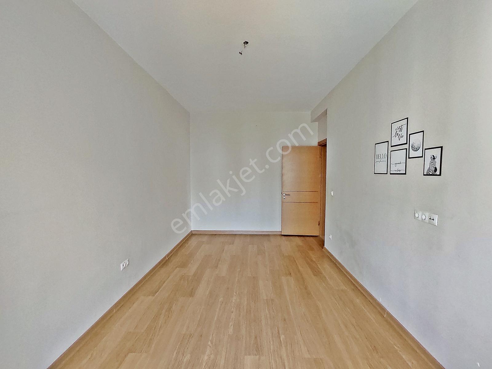 Coldwell Banker Major Nish Adalar Sitesi 2+1a Satılık Lüks Daire - Görsel 12