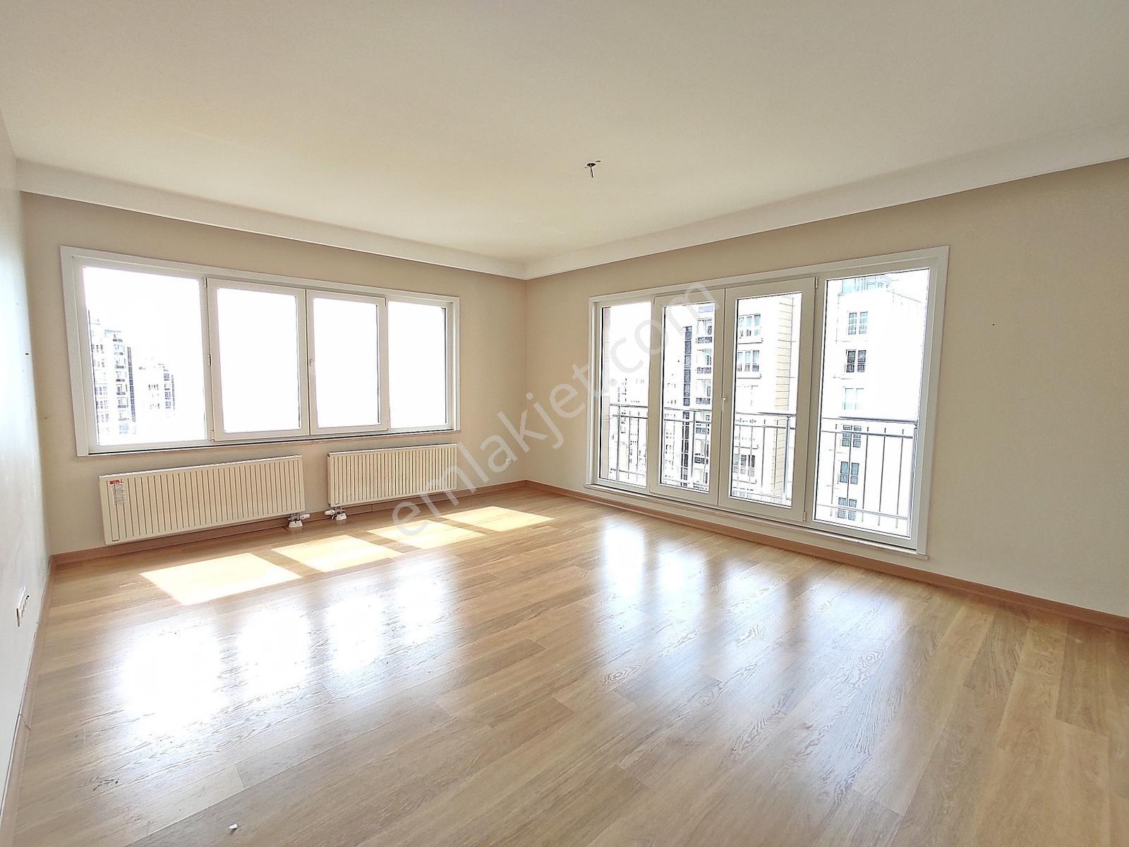 Coldwell Banker Major Nish Adalar Sitesi 2+1a Satılık Lüks Daire