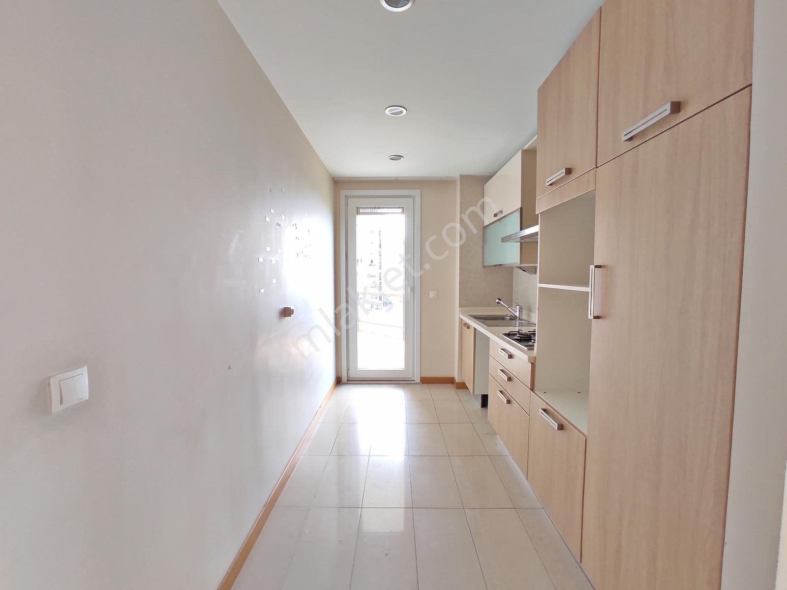 Coldwell Banker Major Nish Adalar Sitesi 2+1a Satılık Lüks Daire - Görsel 13