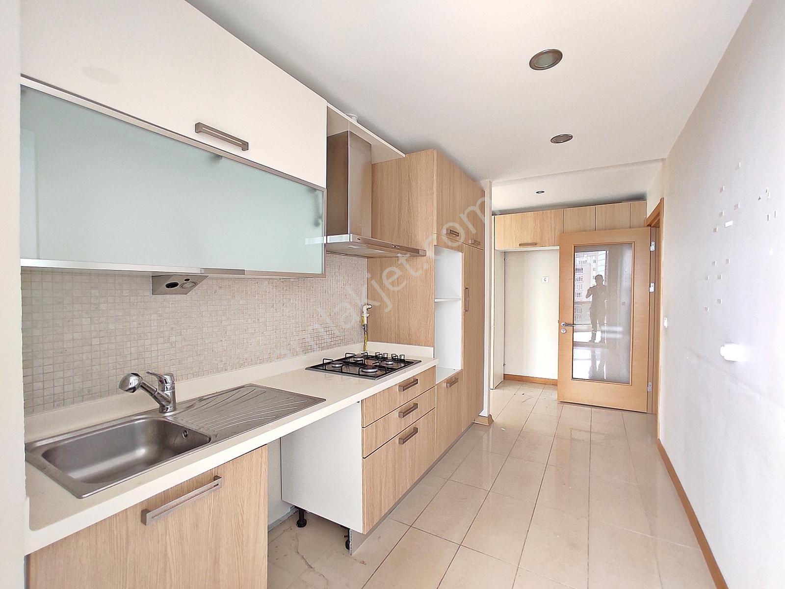 Coldwell Banker Major Nish Adalar Sitesi 2+1a Satılık Lüks Daire - Görsel 8