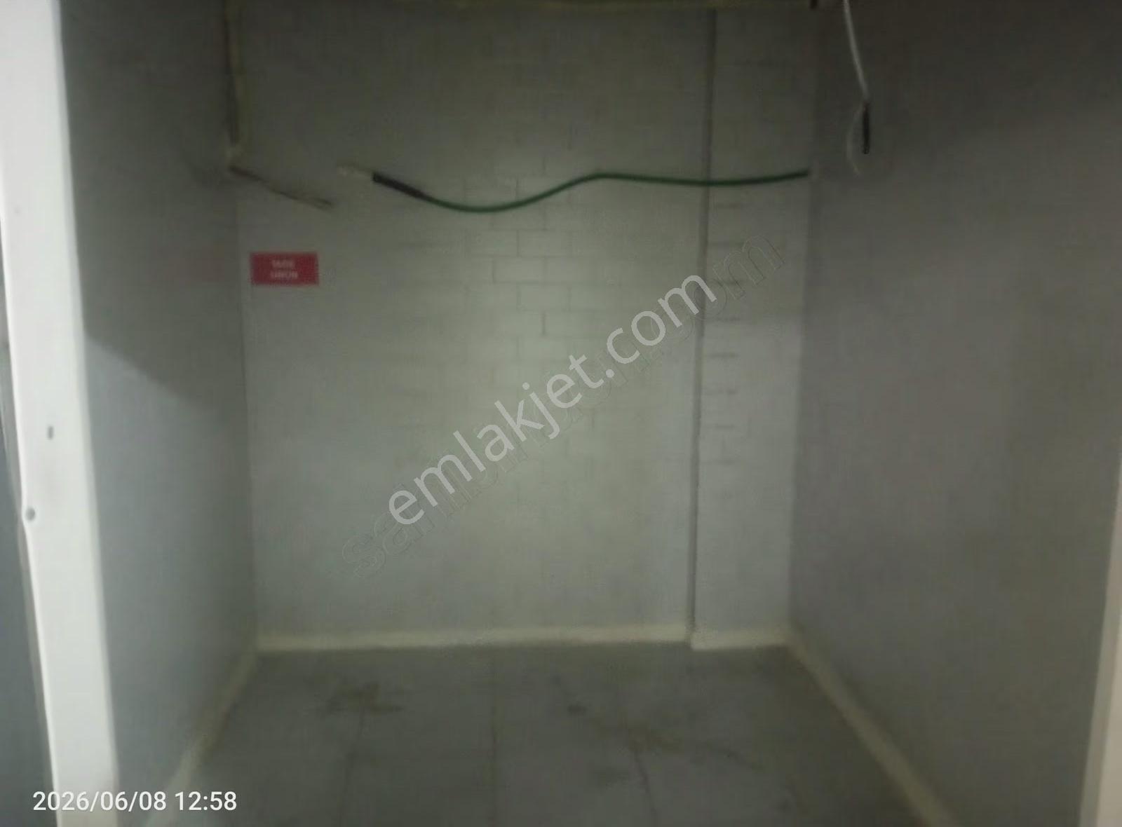 Alemdar Mh Kiralık 2+1 Depo - Görsel 11