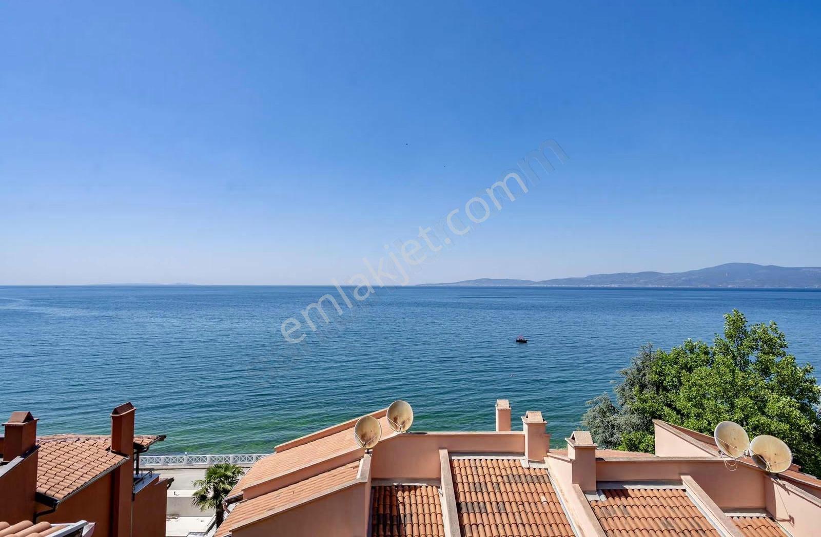 Mudanya'da Denize Sıfır Altınışık Villa Sitesinde Özel Villa - Görsel 2