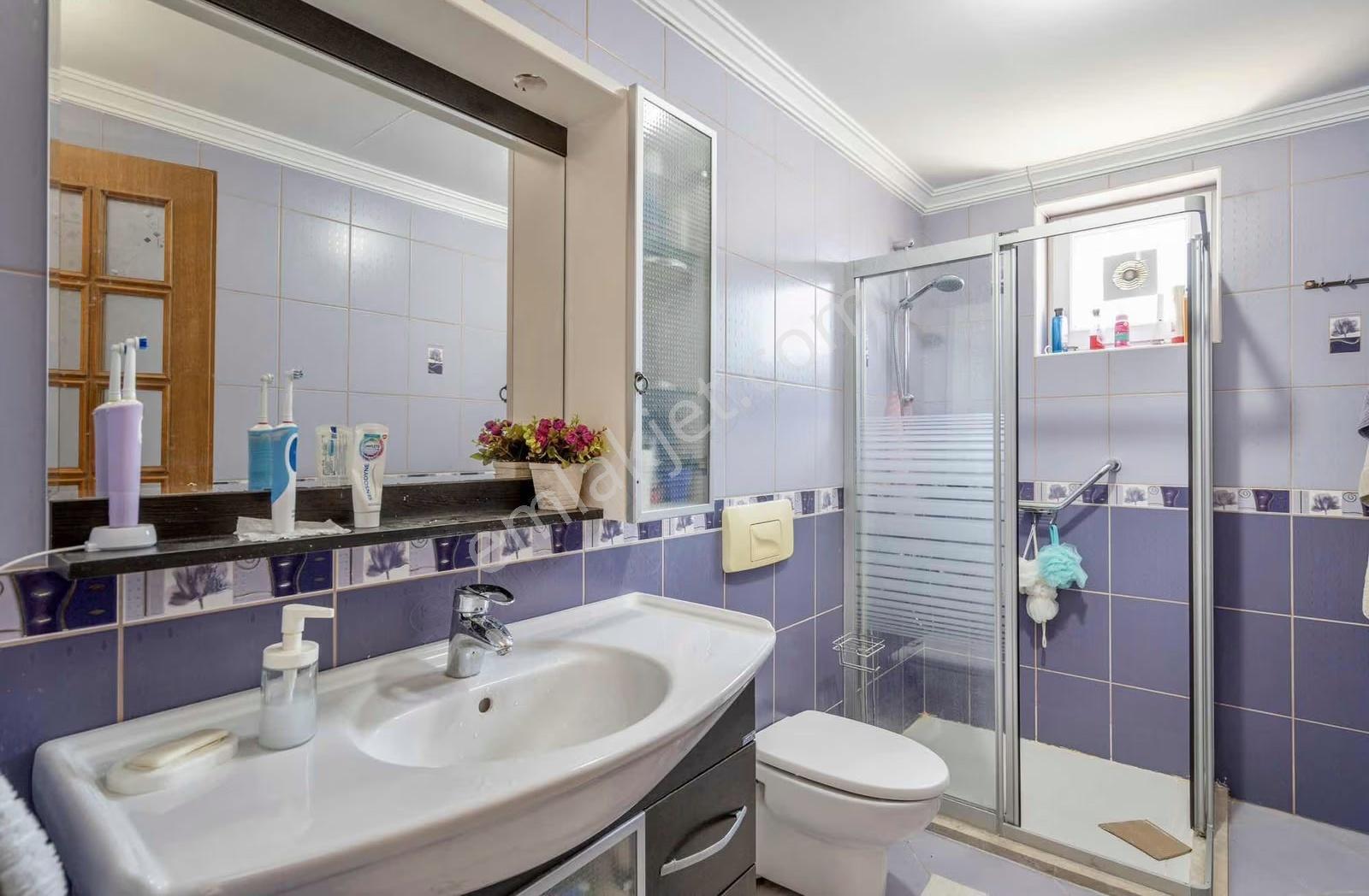 Mudanya'da Denize Sıfır Altınışık Villa Sitesinde Özel Villa - Görsel 20