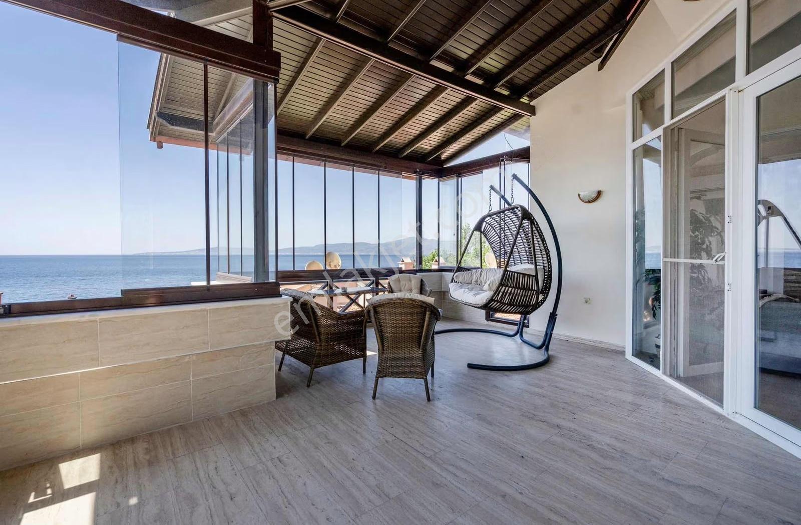 Mudanya'da Denize Sıfır Altınışık Villa Sitesinde Özel Villa - Görsel 15