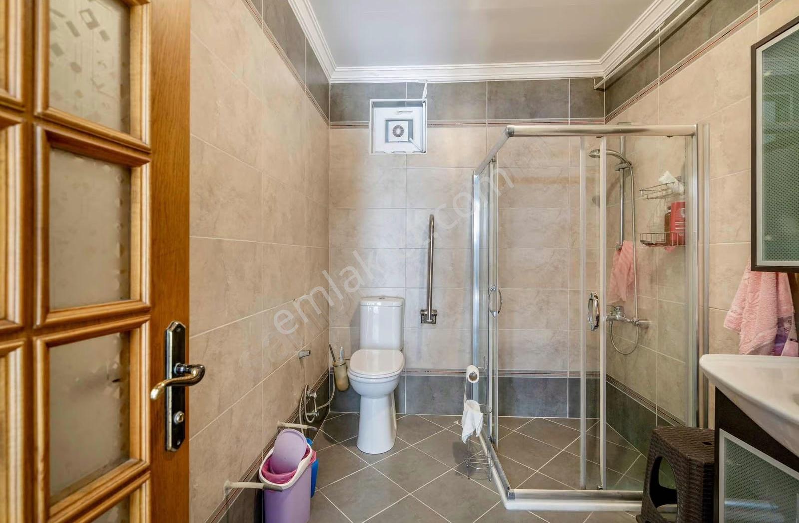 Mudanya'da Denize Sıfır Altınışık Villa Sitesinde Özel Villa - Görsel 11