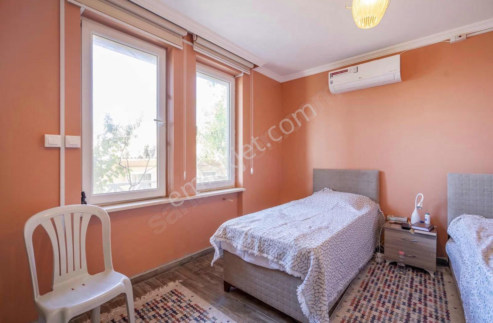 Mudanya'da Denize Sıfır Altınışık Villa Sitesinde Özel Villa - Görsel 23