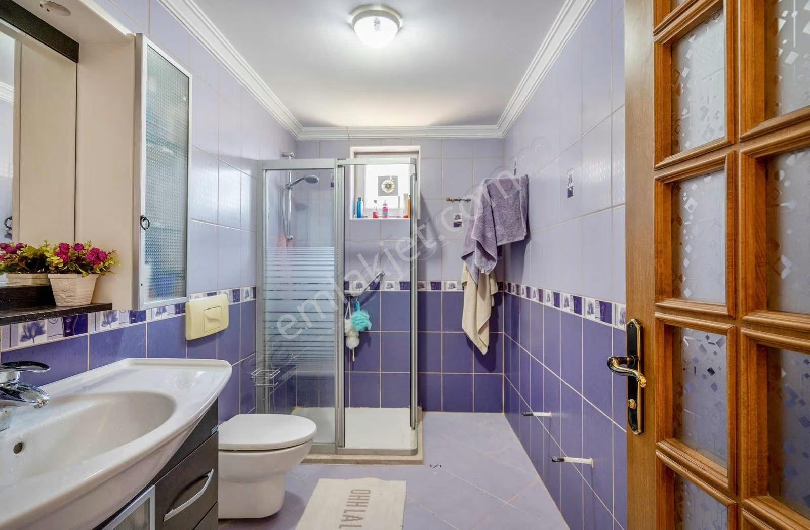 Mudanya'da Denize Sıfır Altınışık Villa Sitesinde Özel Villa - Görsel 27
