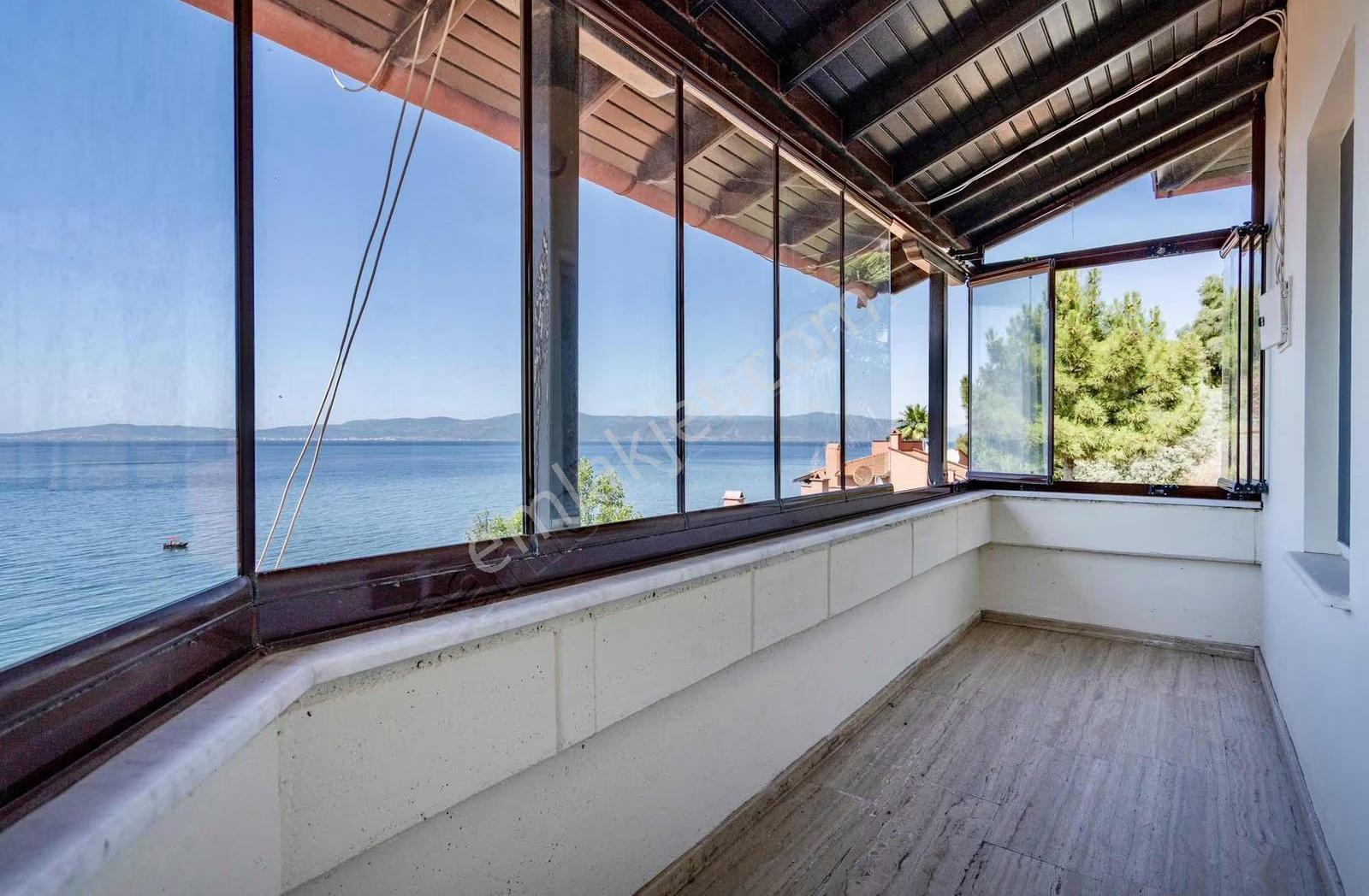 Mudanya'da Denize Sıfır Altınışık Villa Sitesinde Özel Villa - Görsel 6