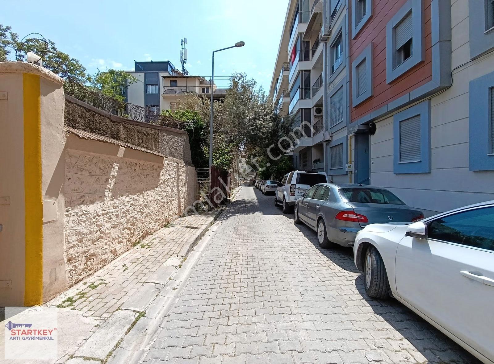 Karşıyaka Donanmacıda Aksoy Yakını Bahçeli 1+1 Kiralık Daire - Görsel 2