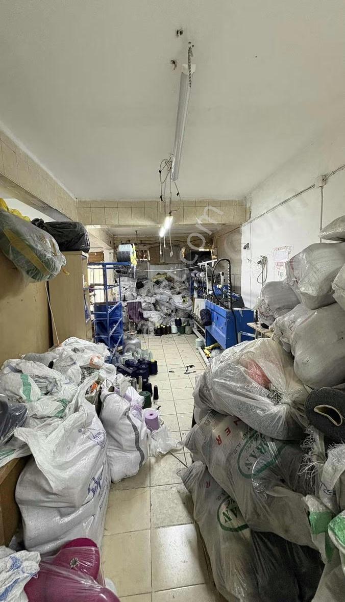 Bayrampaşa Orta Mah. Satılık 90m² Dükkan - Takasa Uygun - Görsel 3