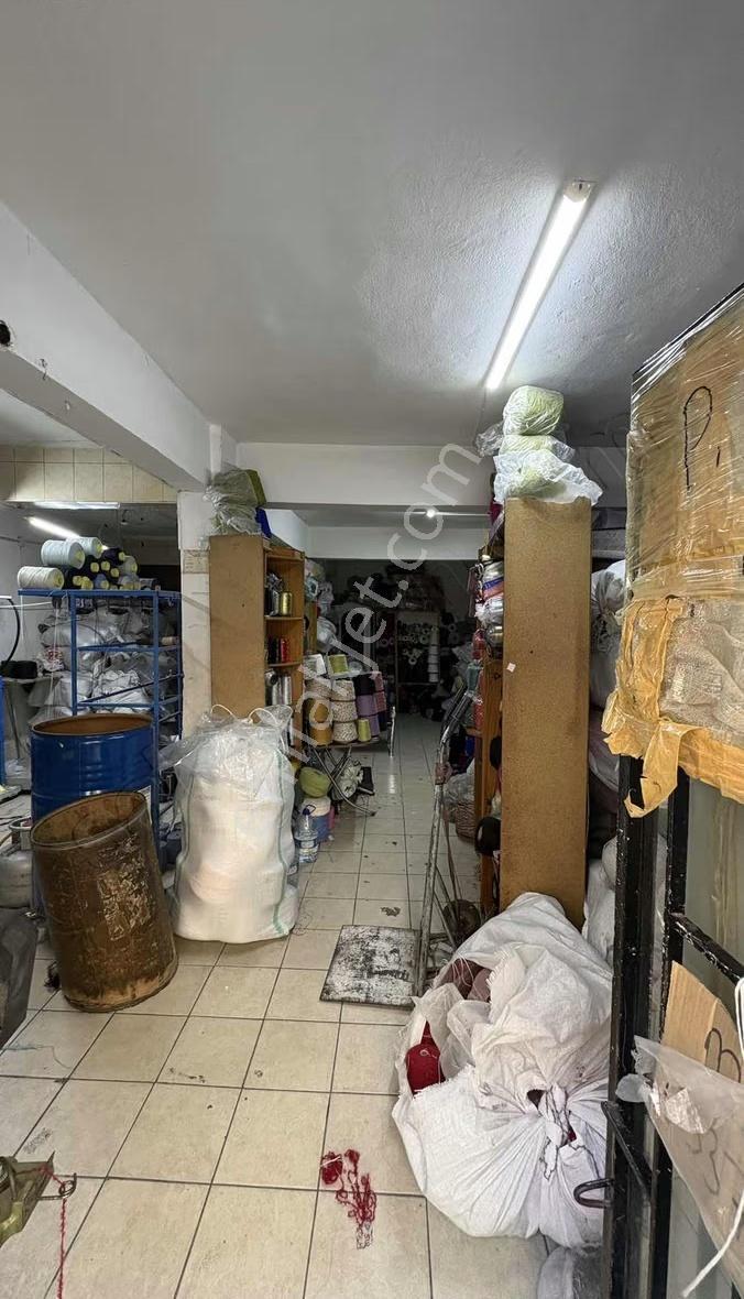 Bayrampaşa Orta Mah. Satılık 90m² Dükkan - Takasa Uygun - Görsel 7