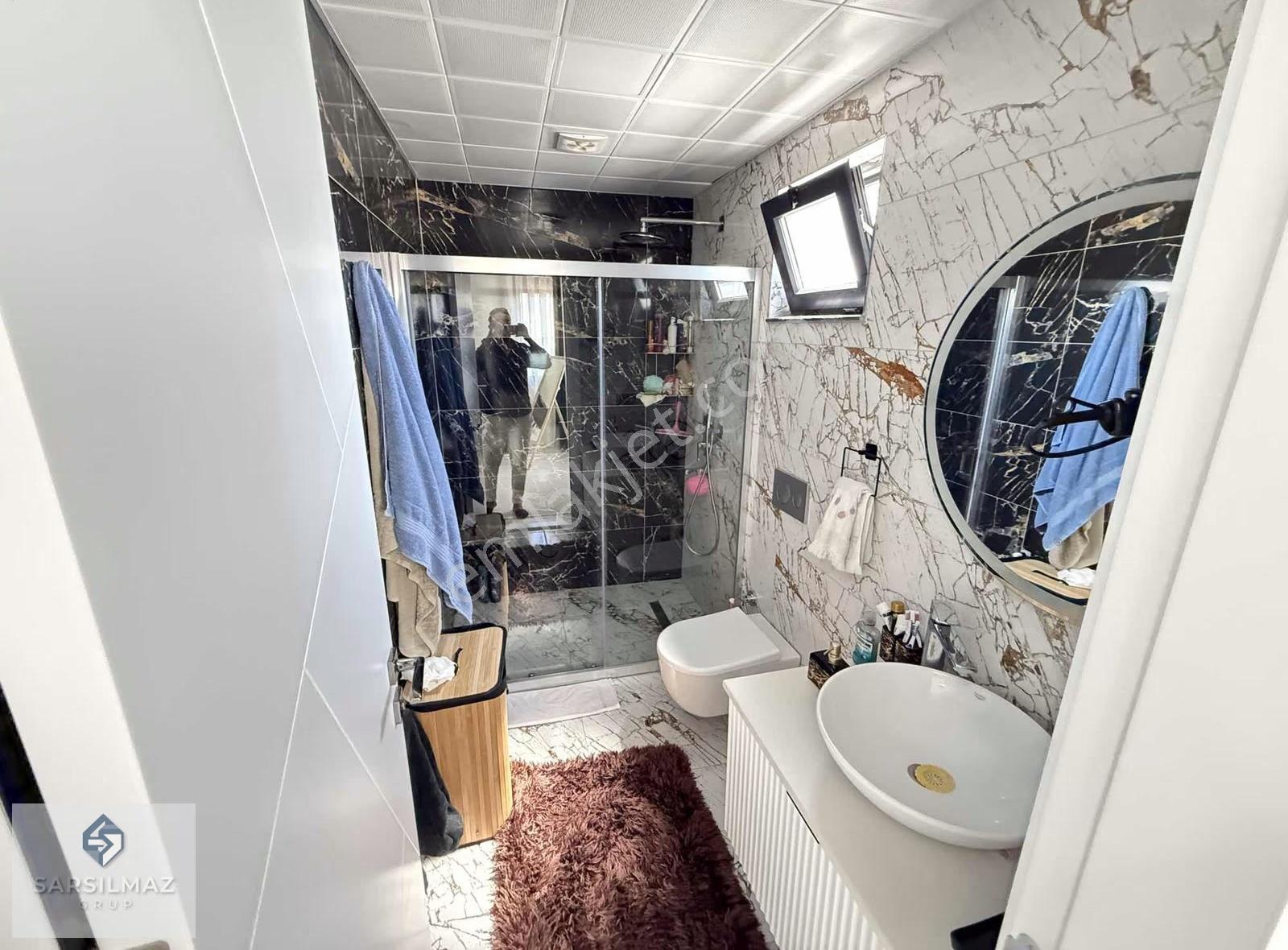 Duacı Mahallesinde Havuzlu Özel Yapım Lüks Müstakil Villa - Görsel 9