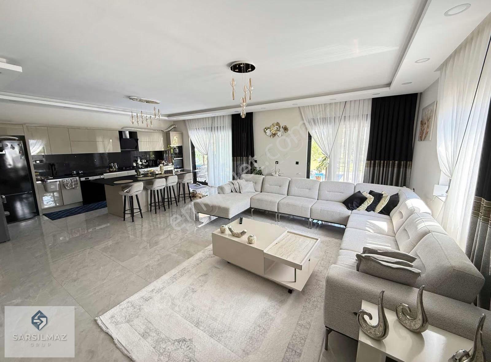 Duacı Mahallesinde Havuzlu Özel Yapım Lüks Müstakil Villa - Görsel 34