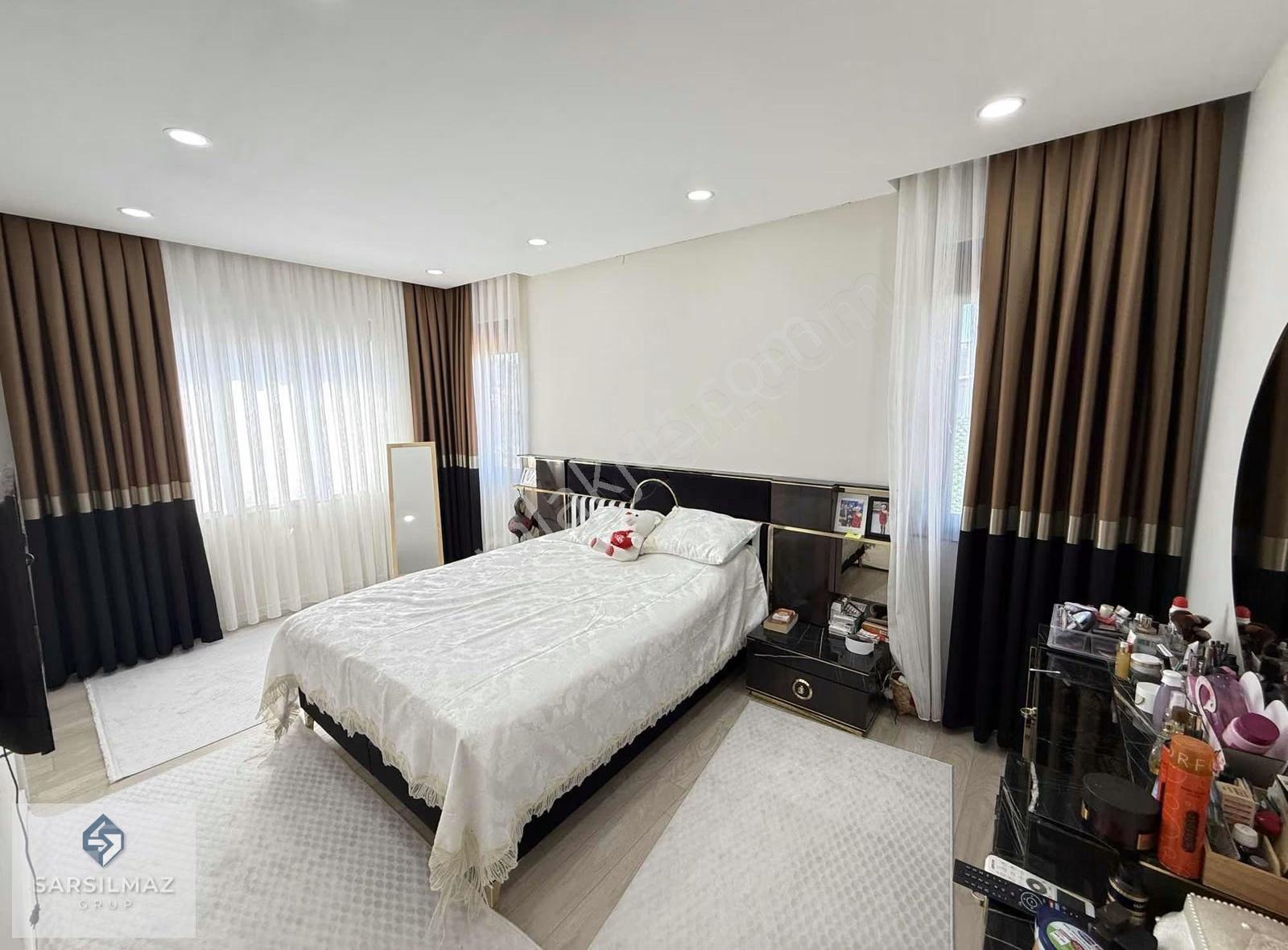 Duacı Mahallesinde Havuzlu Özel Yapım Lüks Müstakil Villa - Görsel 7
