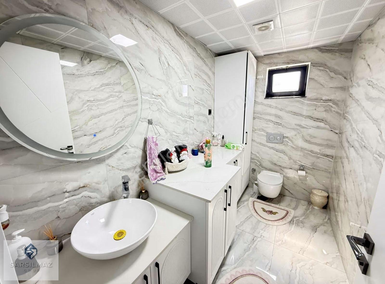 Duacı Mahallesinde Havuzlu Özel Yapım Lüks Müstakil Villa - Görsel 15