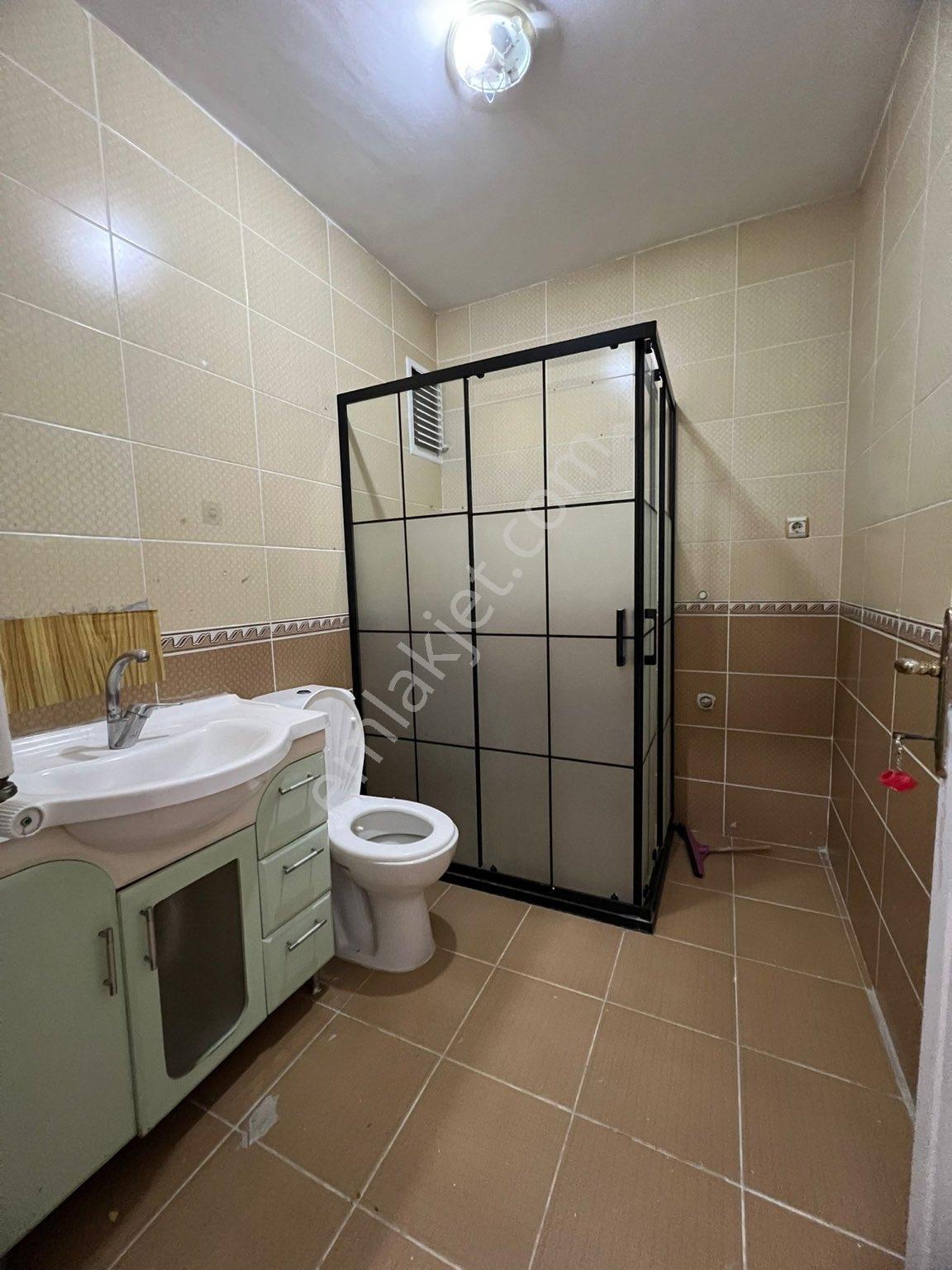Uyanış Mah Kat Konumunda Asansörlü Masrafsız 3+1 Altı Tam Daire - Görsel 23