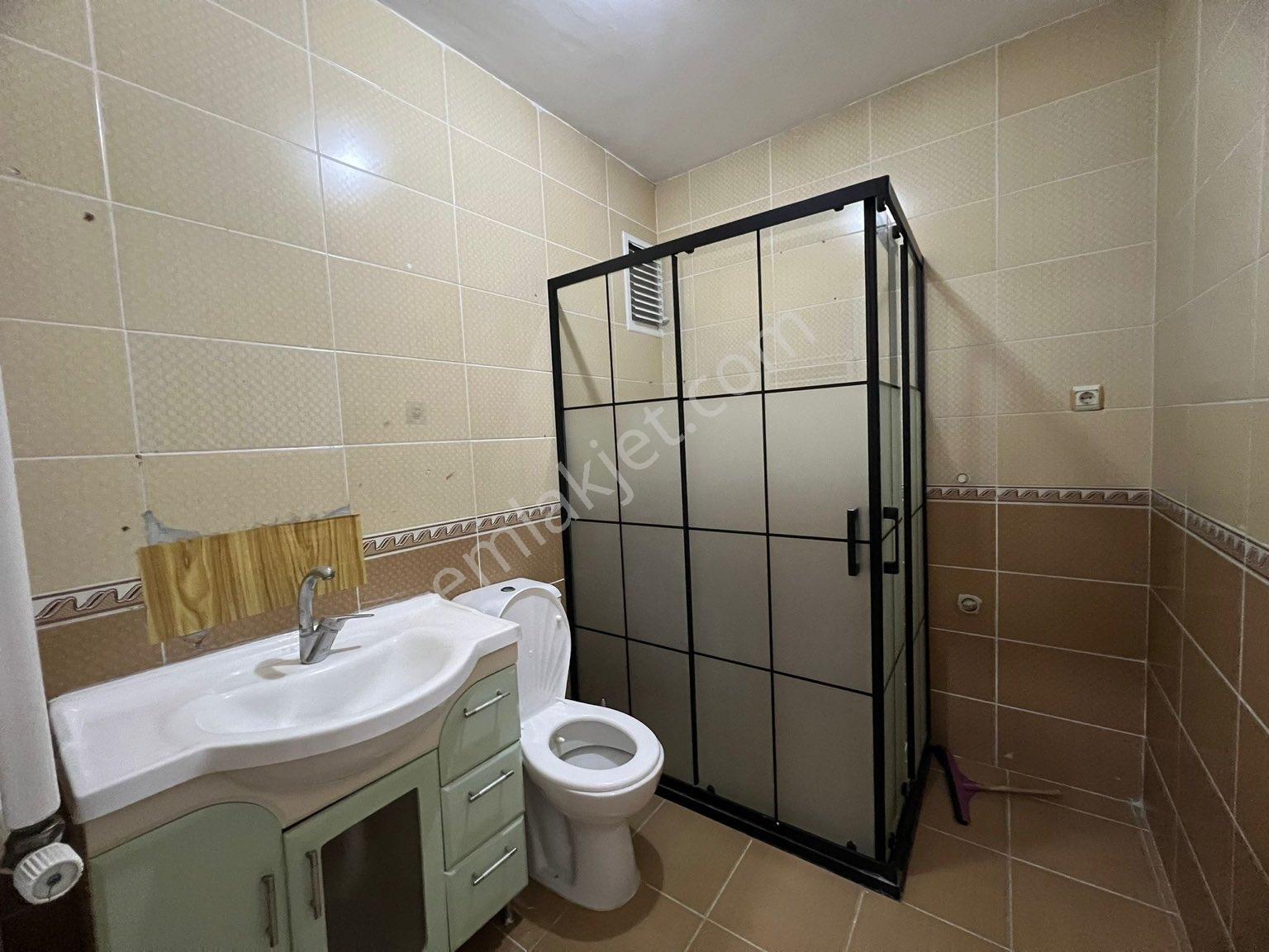 Uyanış Mah Kat Konumunda Asansörlü Masrafsız 3+1 Altı Tam Daire - Görsel 10
