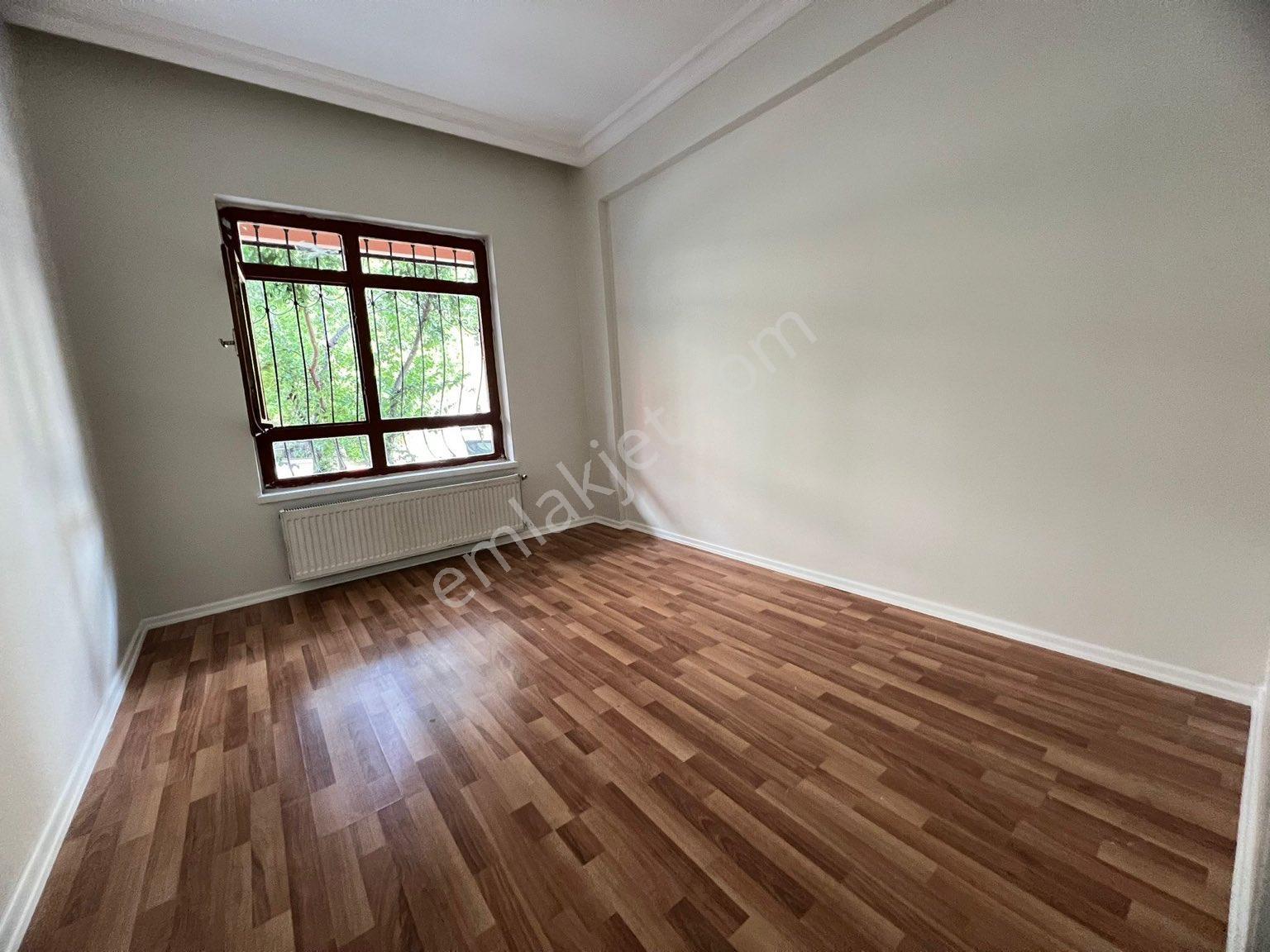 Uyanış Mah Kat Konumunda Asansörlü Masrafsız 3+1 Altı Tam Daire - Görsel 18