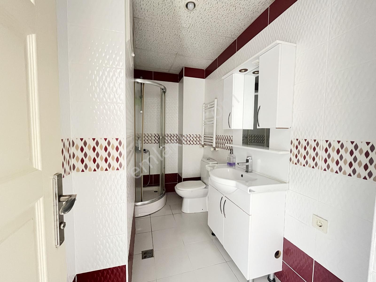 Kiralık 2+1 Daire - Kurtköy Merkez - Metroya Yakın - Ara Kat - Görsel 24