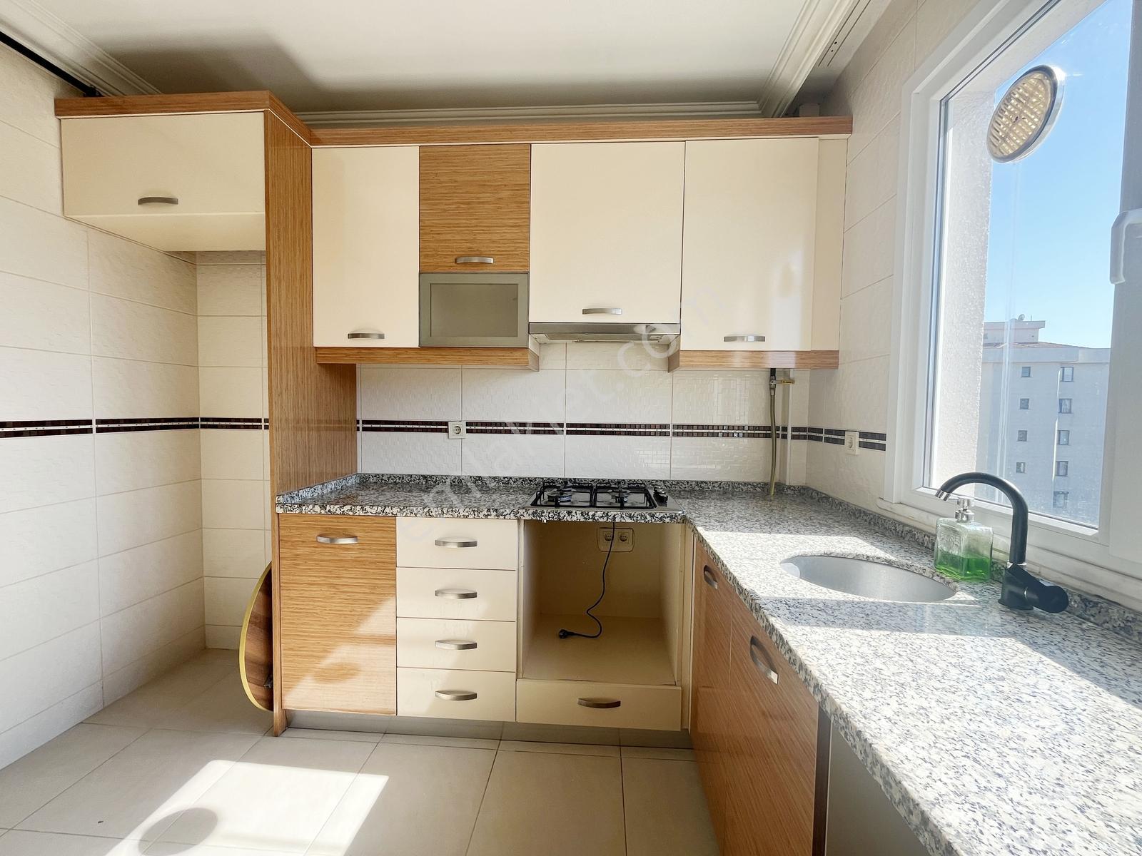 Kiralık 2+1 Daire - Kurtköy Merkez - Metroya Yakın - Ara Kat - Görsel 34