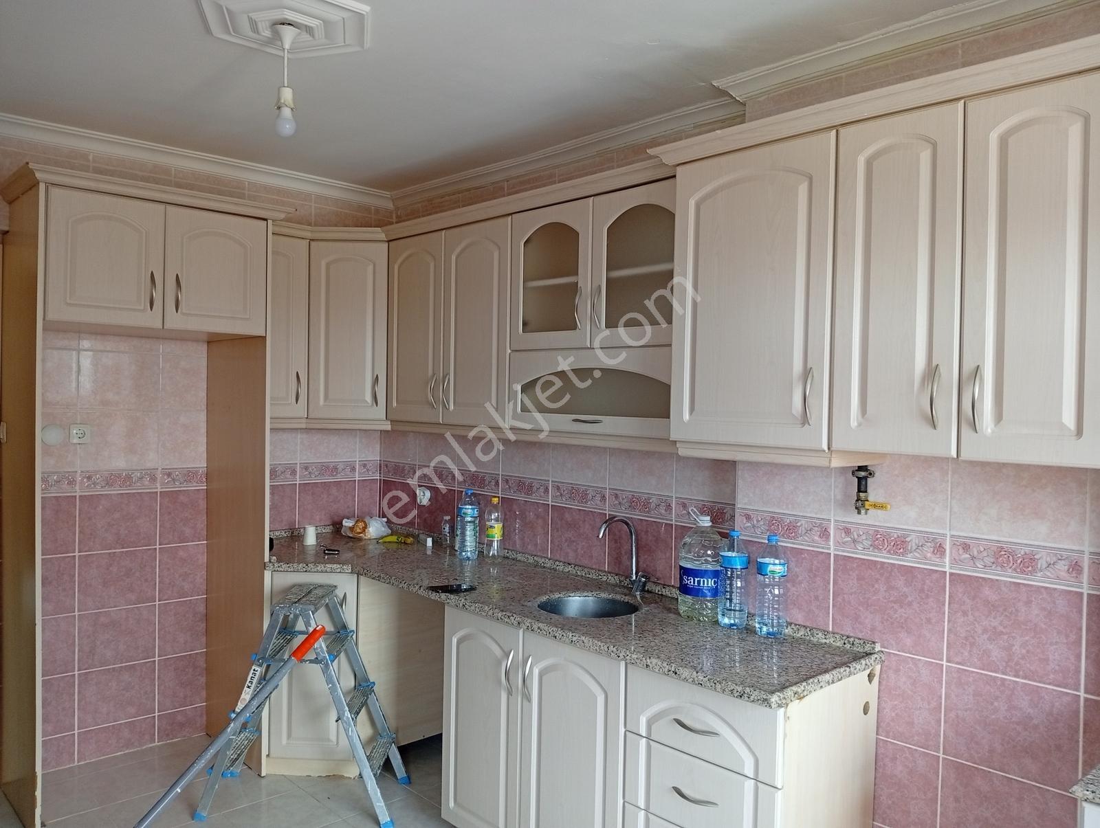 Özgür Çocuklar Parkı Yanında Kiralık Ultra Geniş 5+1 Dubleks - Görsel 24