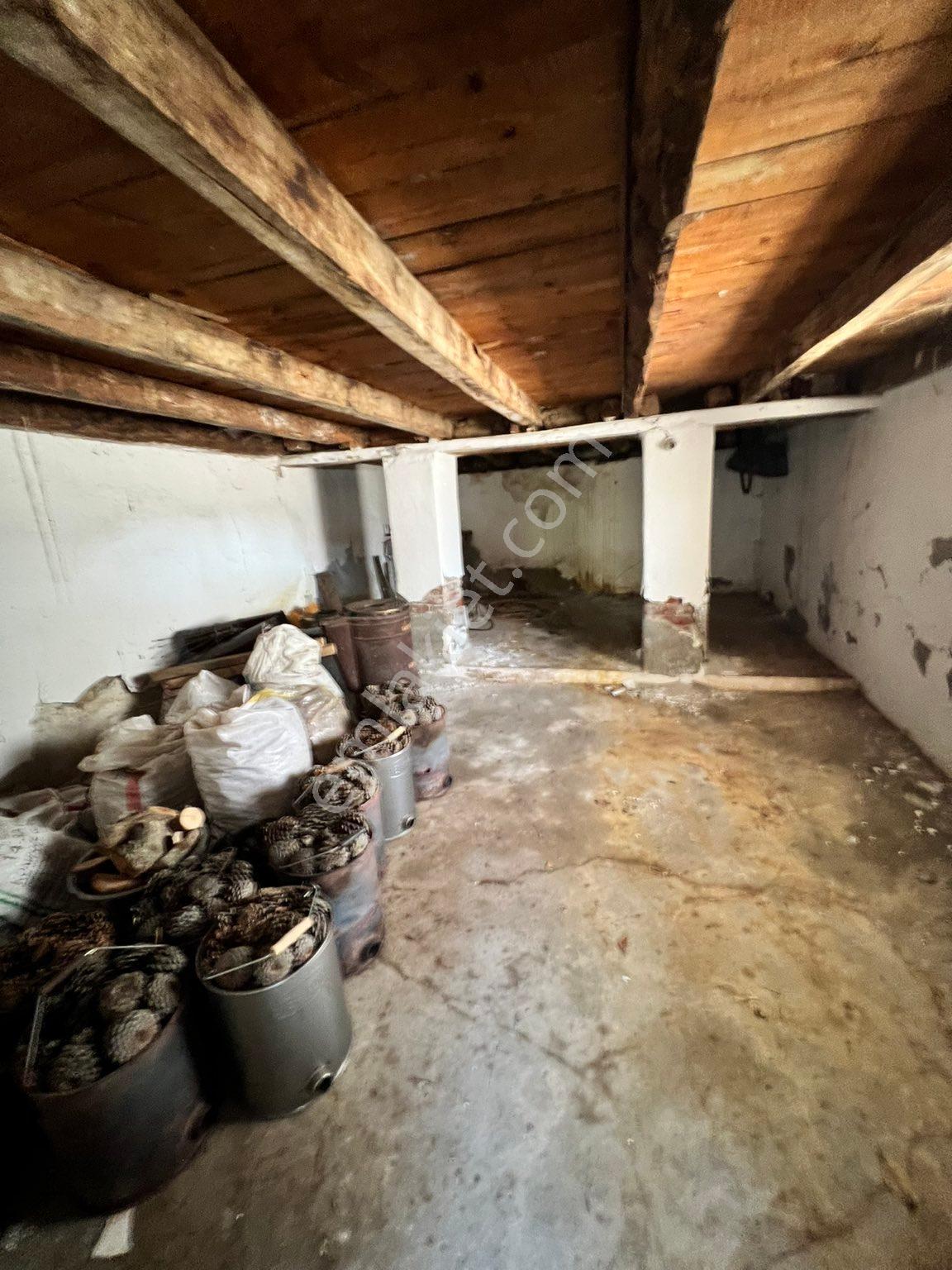 Edremit Çamcı Köyü’nde %40 İmarlı 183 M² Müstakil Ev Ve Arsa Fırsatı - Görsel 13