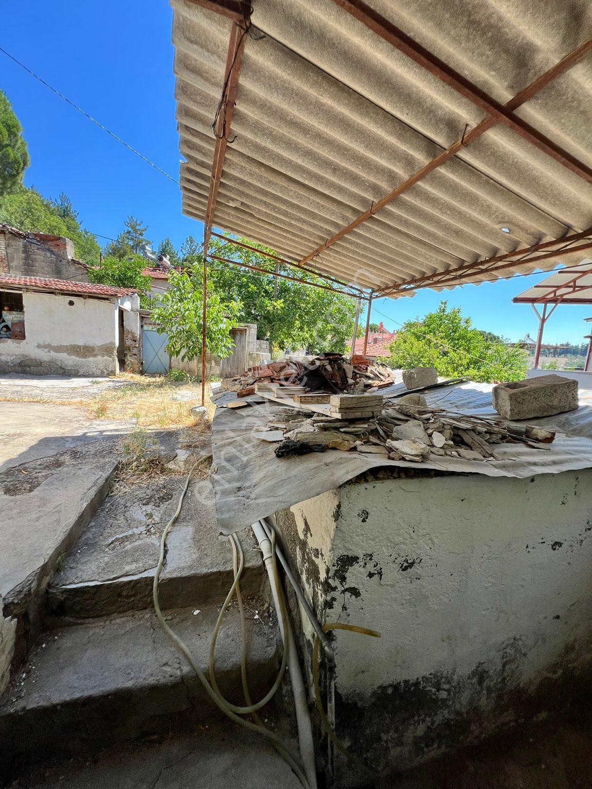 Edremit Çamcı Köyü’nde %40 İmarlı 183 M² Müstakil Ev Ve Arsa Fırsatı - Görsel 8