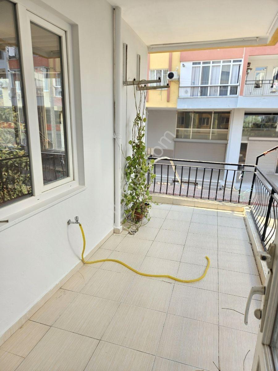Kiralık 3+1 Daire 1 Kat Yeni Boyandı - Görsel 11