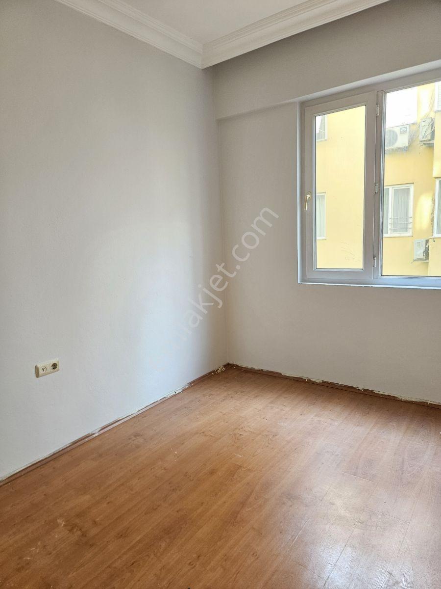 Kiralık 3+1 Daire 1 Kat Yeni Boyandı - Görsel 14