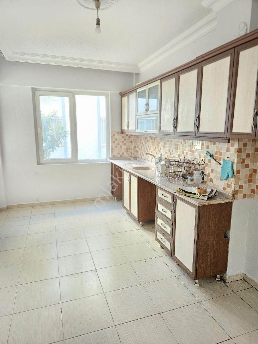 Kiralık 3+1 Daire 1 Kat Yeni Boyandı - Görsel 12