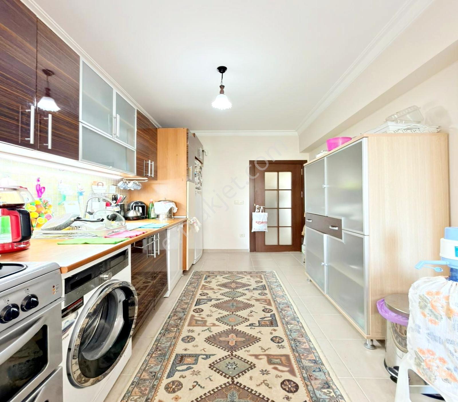 Barış Mahallesi Kat Mülkiyetli 2008 Yapım 3+1 Satılık Daire - Görsel 15