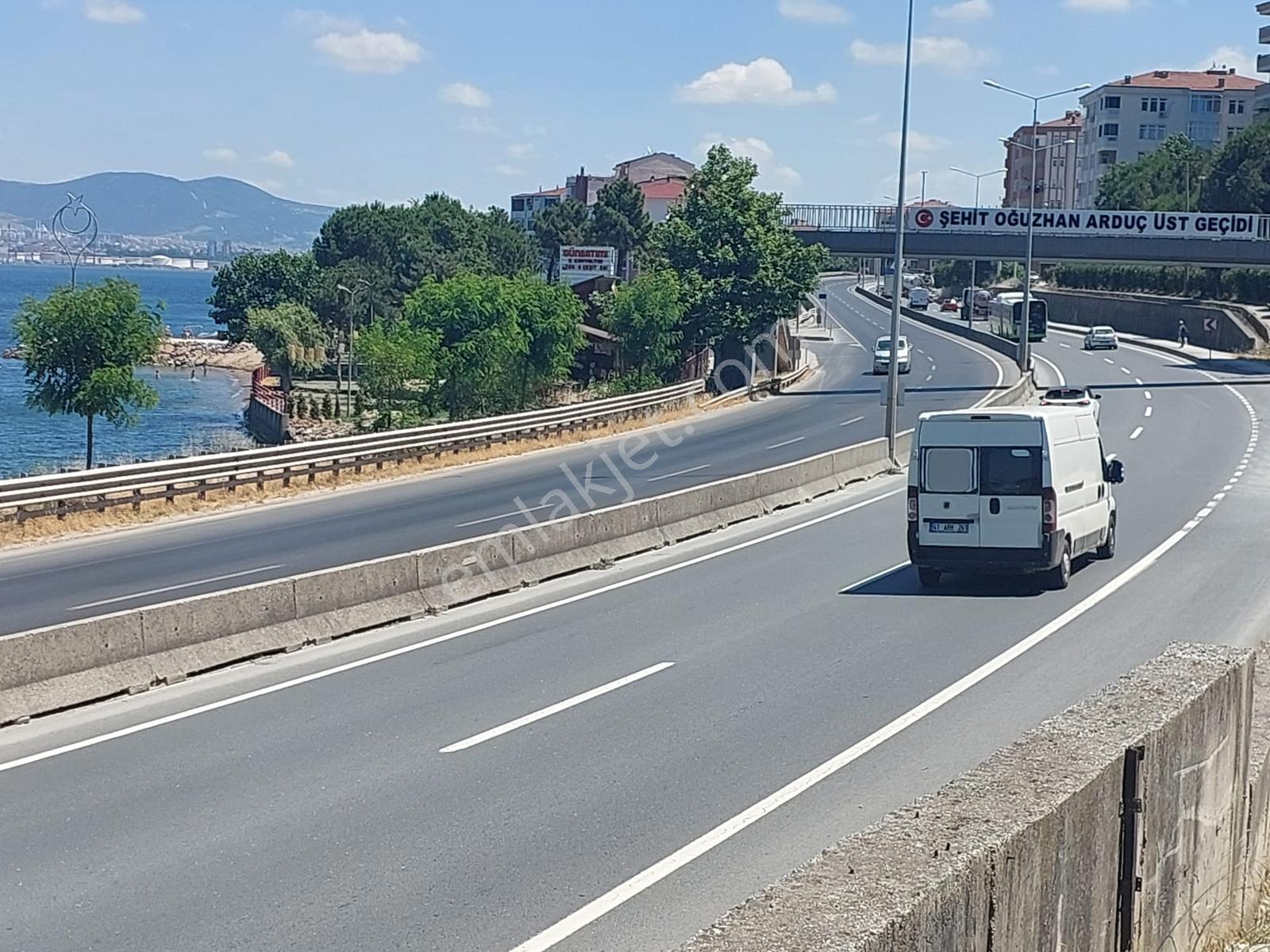 Hem Yazlık Hem Kışlık! Halıdere'de Klimalı, Asansörlü Ve Eşyalı - Görsel 11