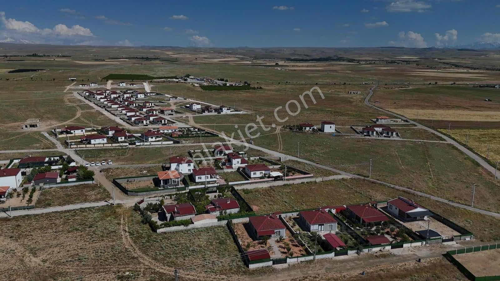 Emin Emlak Bor Kemerhisar Çayırda Satılık 573 M2 Uygun Arsa - Görsel 13
