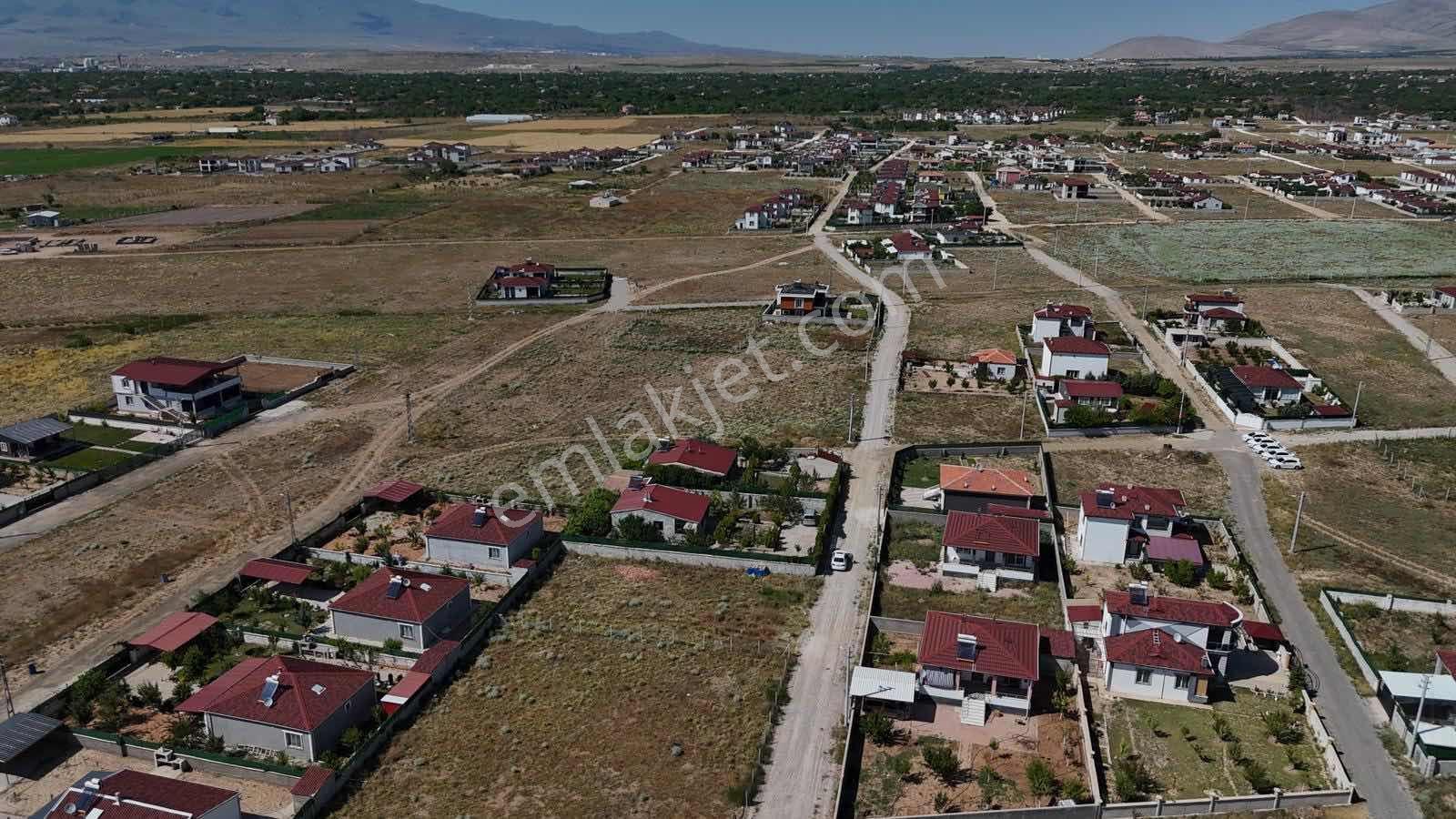 Emin Emlak Bor Kemerhisar Çayırda Satılık 573 M2 Uygun Arsa - Görsel 35