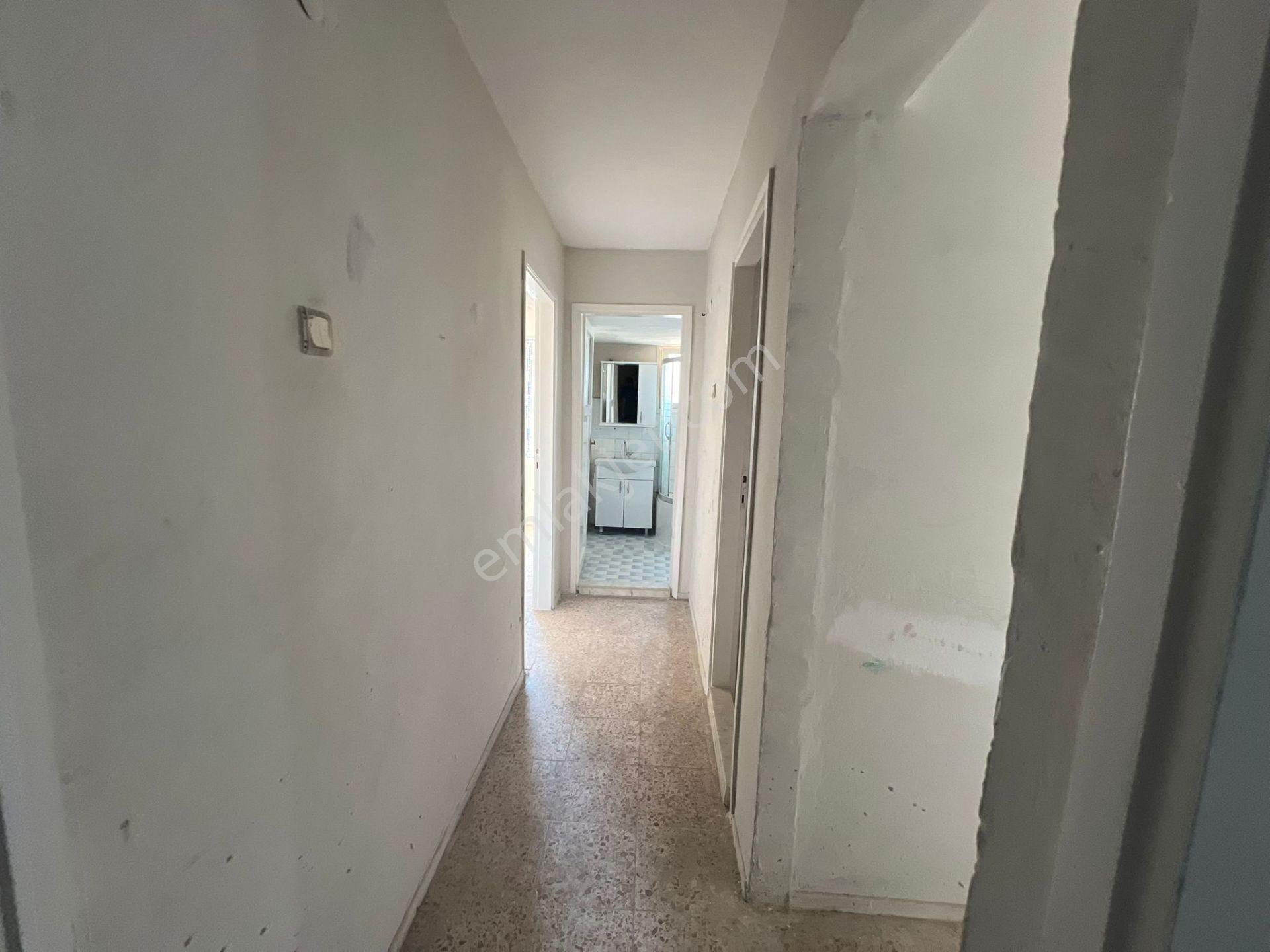 Konak Ulubatlı Mahde 2+1 95m2 Arakat Kiralık Daire - Görsel 17